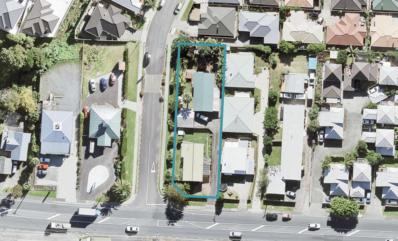 664B Whangaparaoa Road, Stanmore Bay, Whangaparaoa - Carousel 1