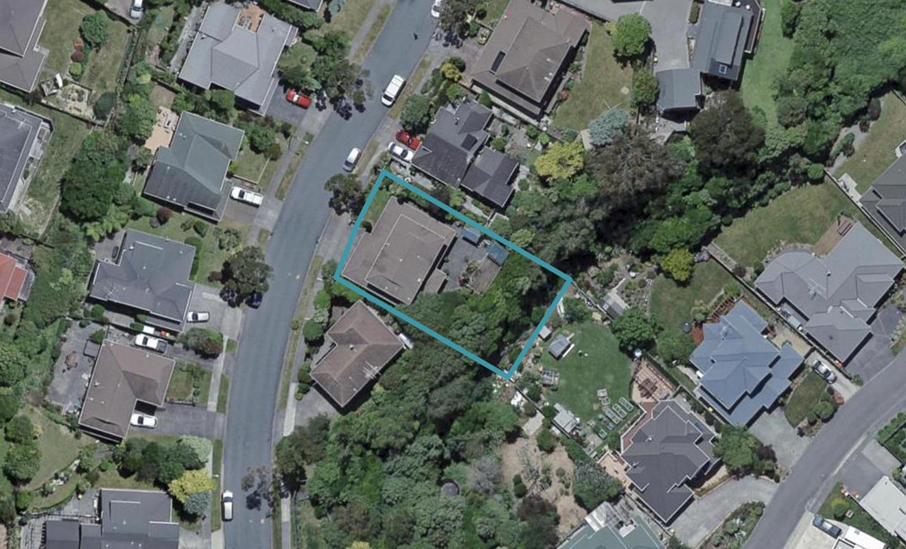 22 Burbank Crescent, Churton Park, Wellington - Carousel 1