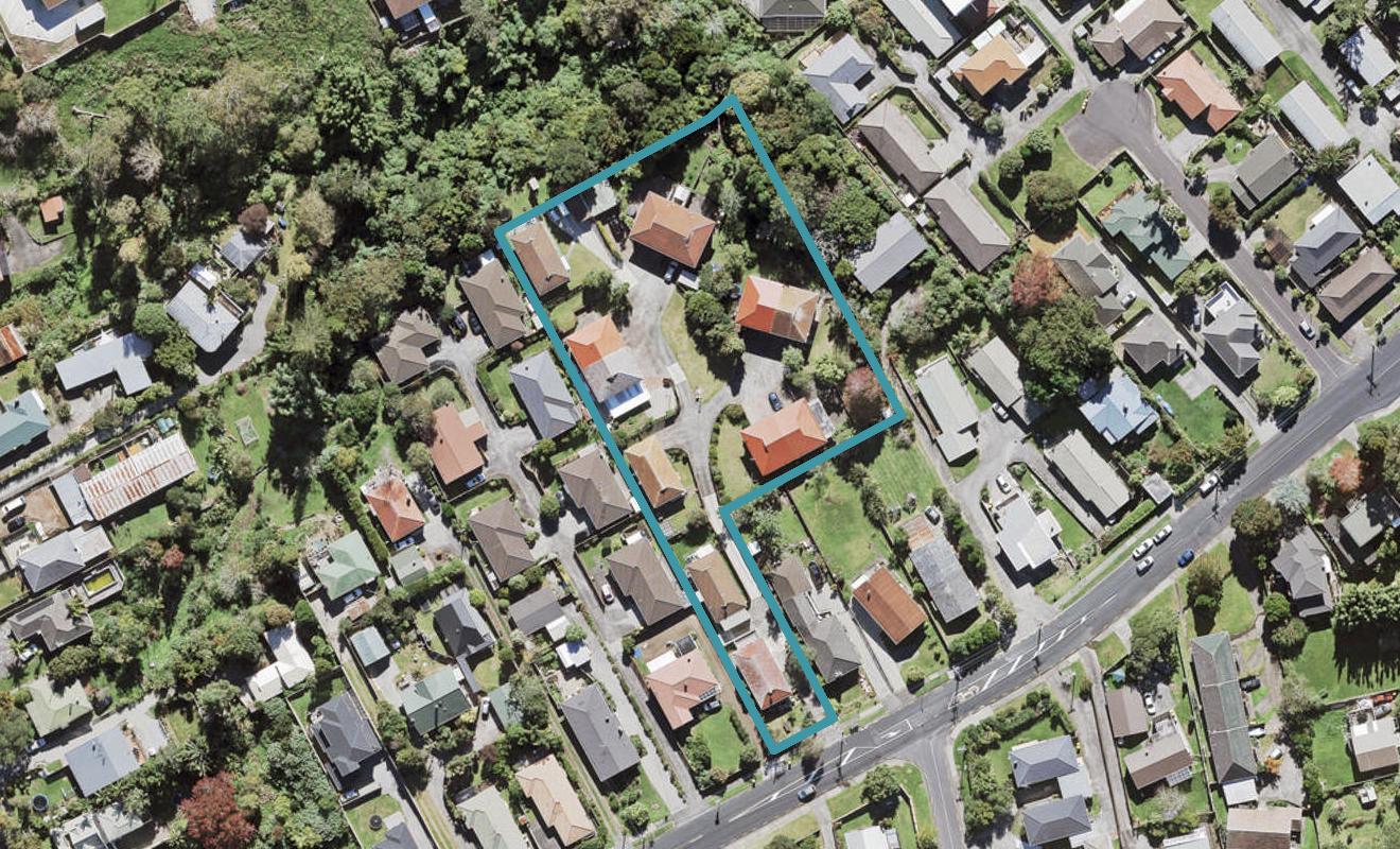 6/133 Hutchinson Avenue, New Lynn, Auckland - Carousel 1
