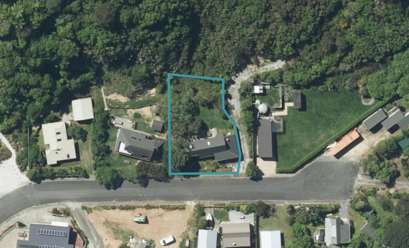 37 Cornwall Place, Tata Beach, Takaka - Carousel 1