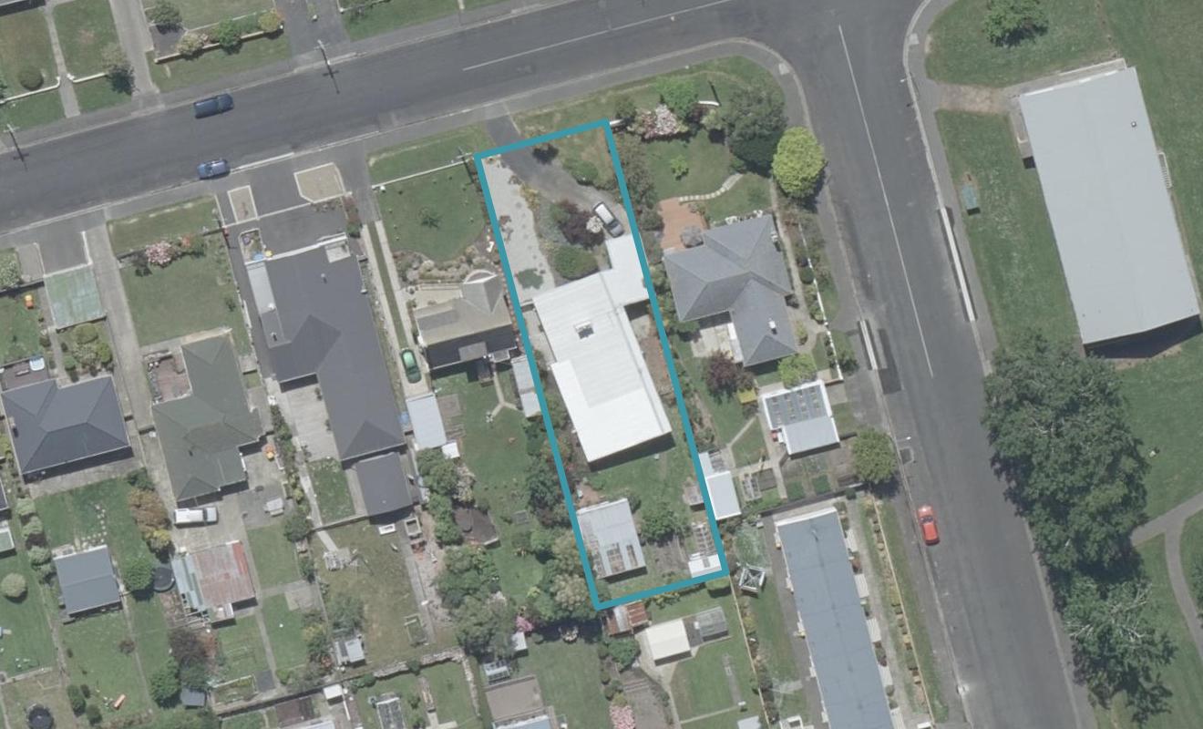 46 Martin Road, Fairfield, Dunedin - Carousel 1
