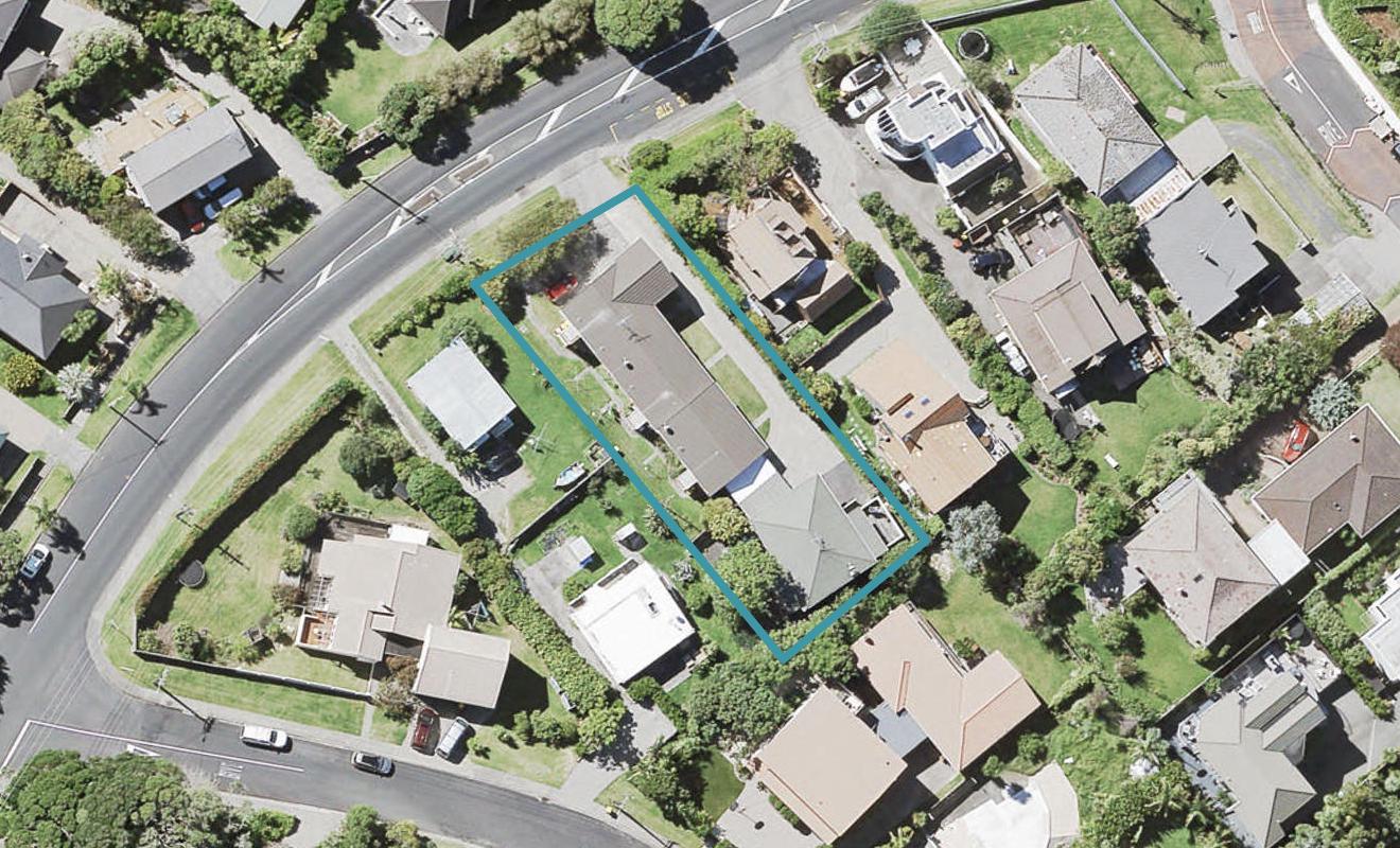 1/497 Beach Road, Murrays Bay, Auckland - Carousel 1