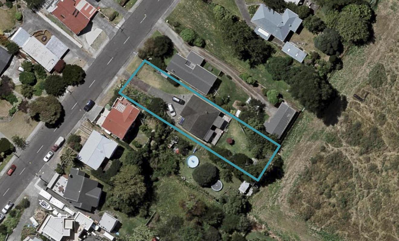 36 Kiwi Road, Raumati Beach, Paraparaumu - Carousel 1
