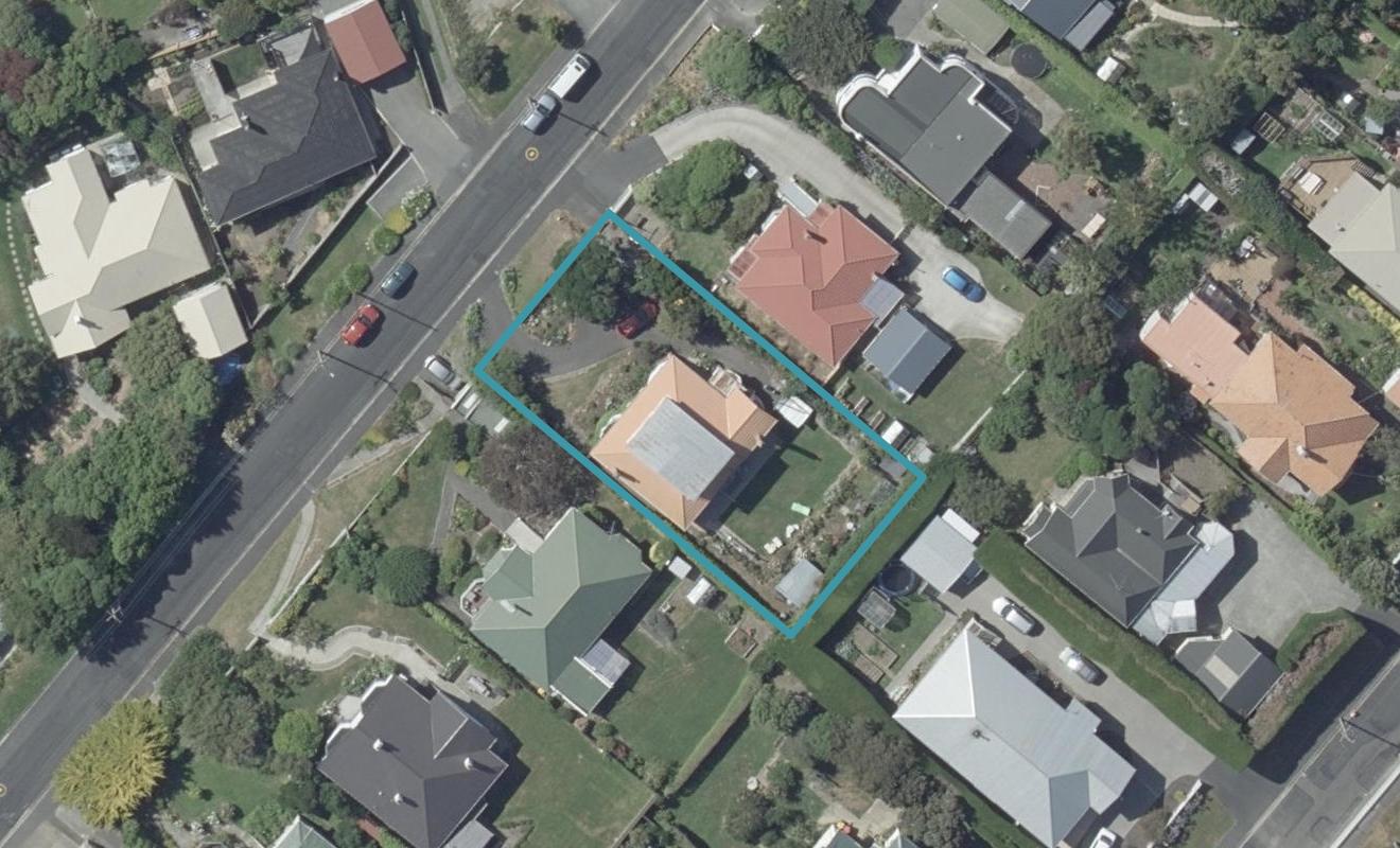 42 Merchiston Street, Andersons Bay, Dunedin - Carousel 1