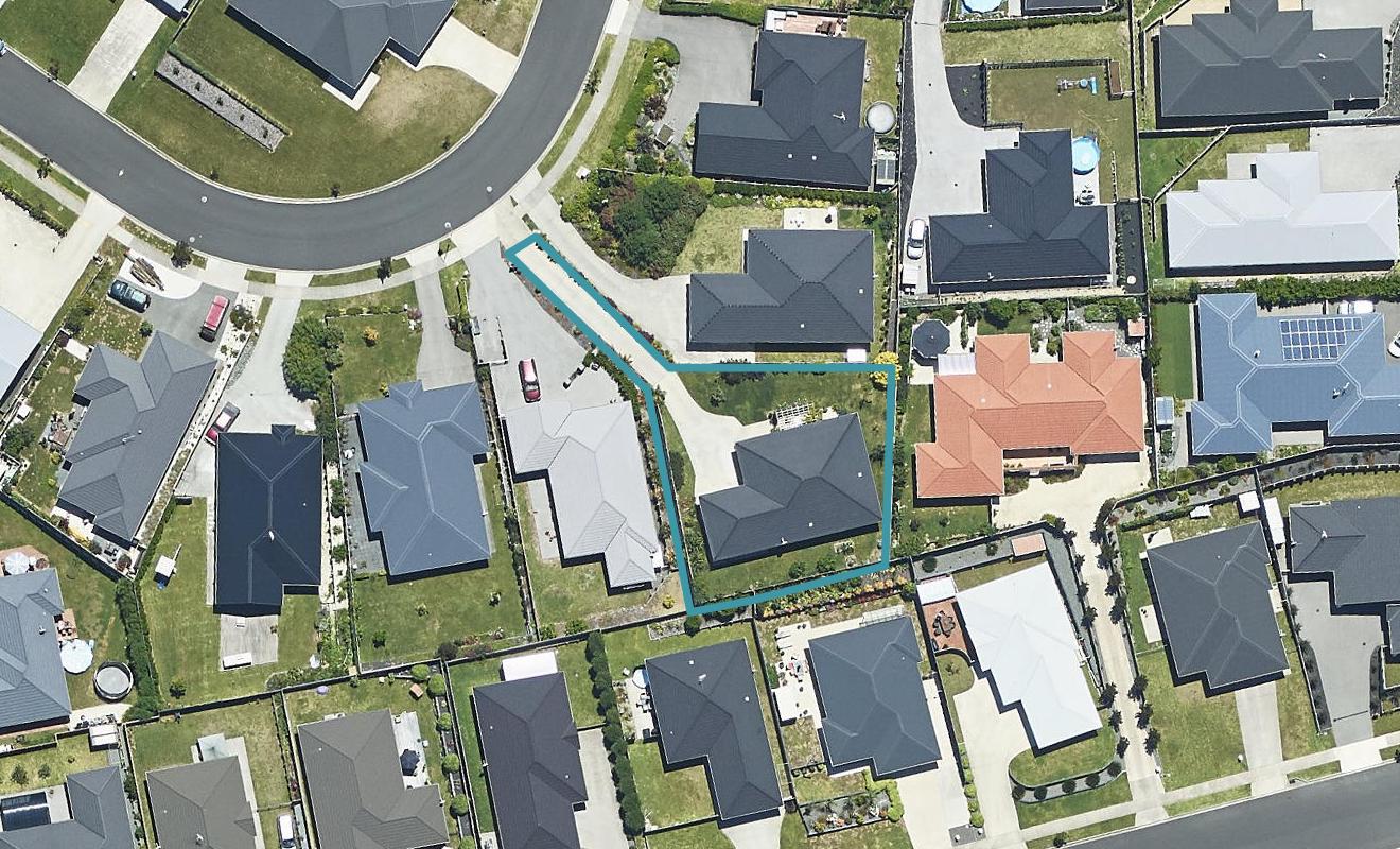 9 Bryan Gallagher Place, Welcome Bay, Tauranga - Carousel 1