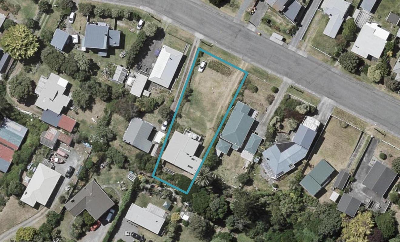 21 Koromiko Street, Otaki Beach, Otaki - Carousel 1