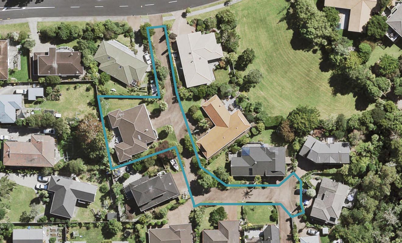 4A Woodfern Crescent, Titirangi, Auckland - Carousel 1