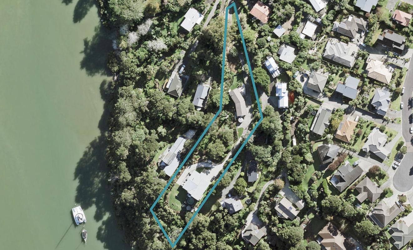 22 Poplar Road, Stanmore Bay, Whangaparaoa - Carousel 1
