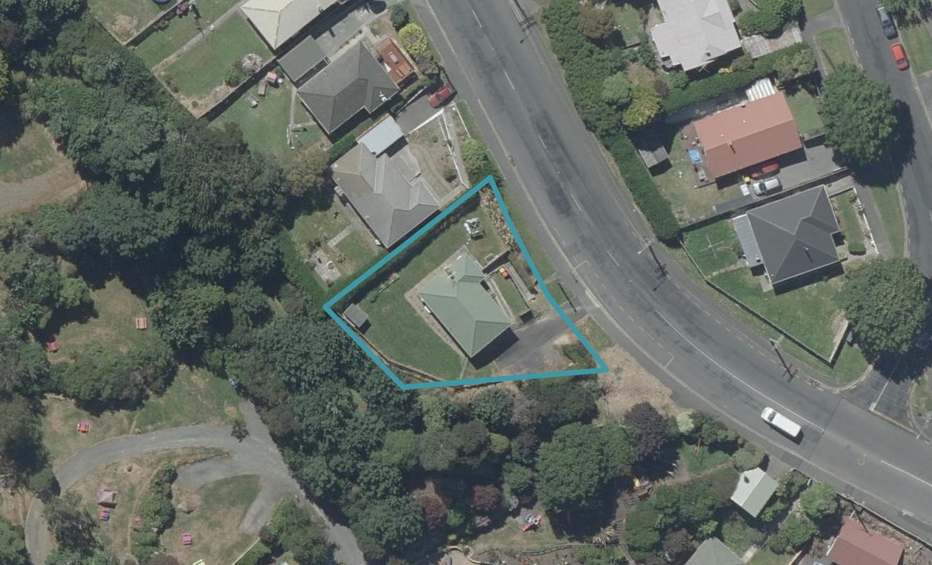 19 Brockville Road, Glenross, Dunedin - Carousel 1