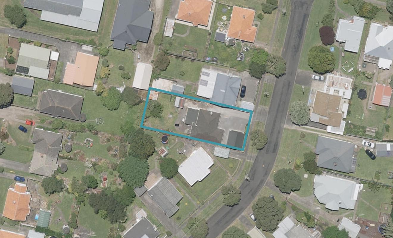 21 Hutchison Crescent, Durie Hill, Whanganui - Carousel 1