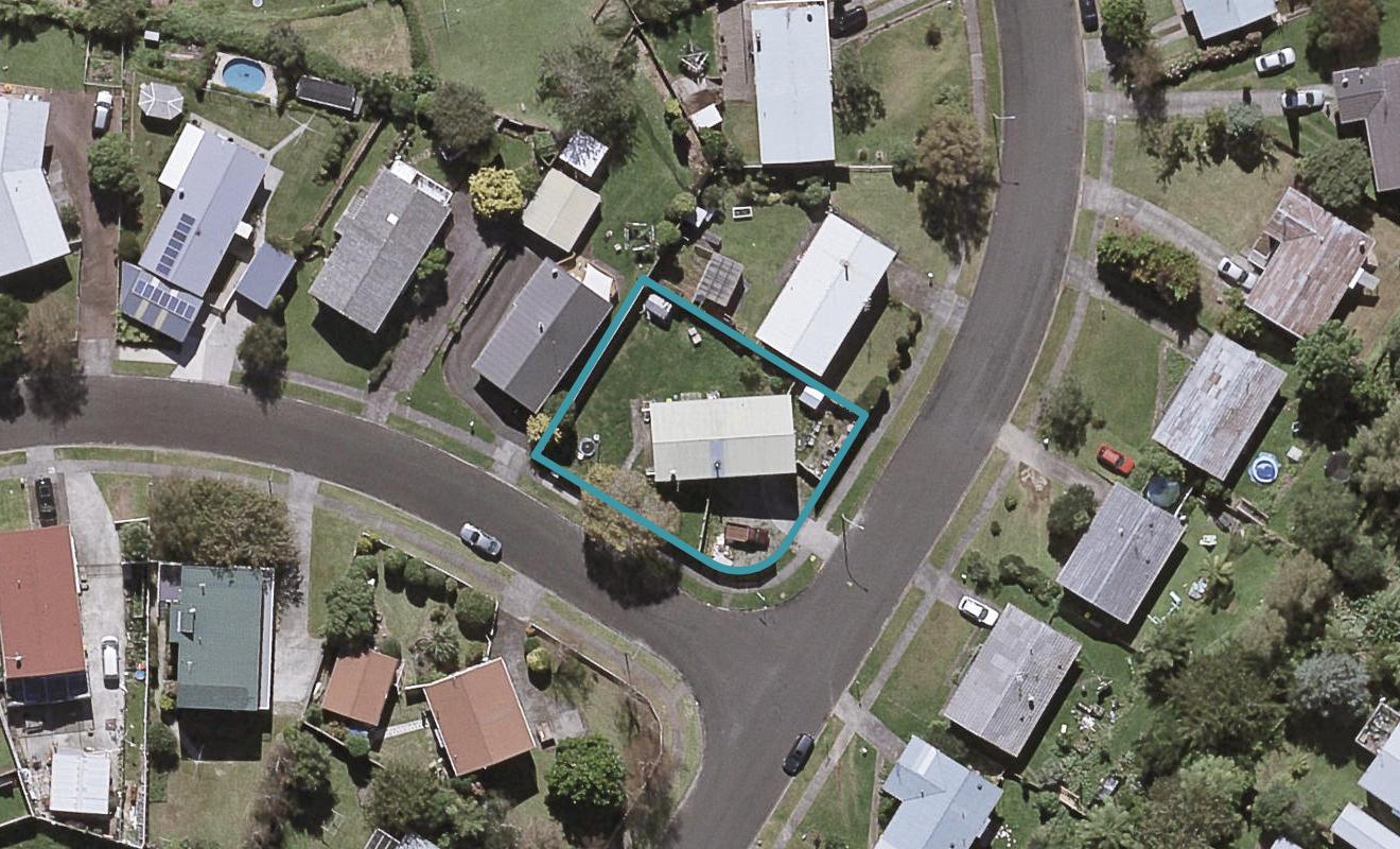 51 Trelawney Crescent, Westown, New Plymouth - Carousel 1