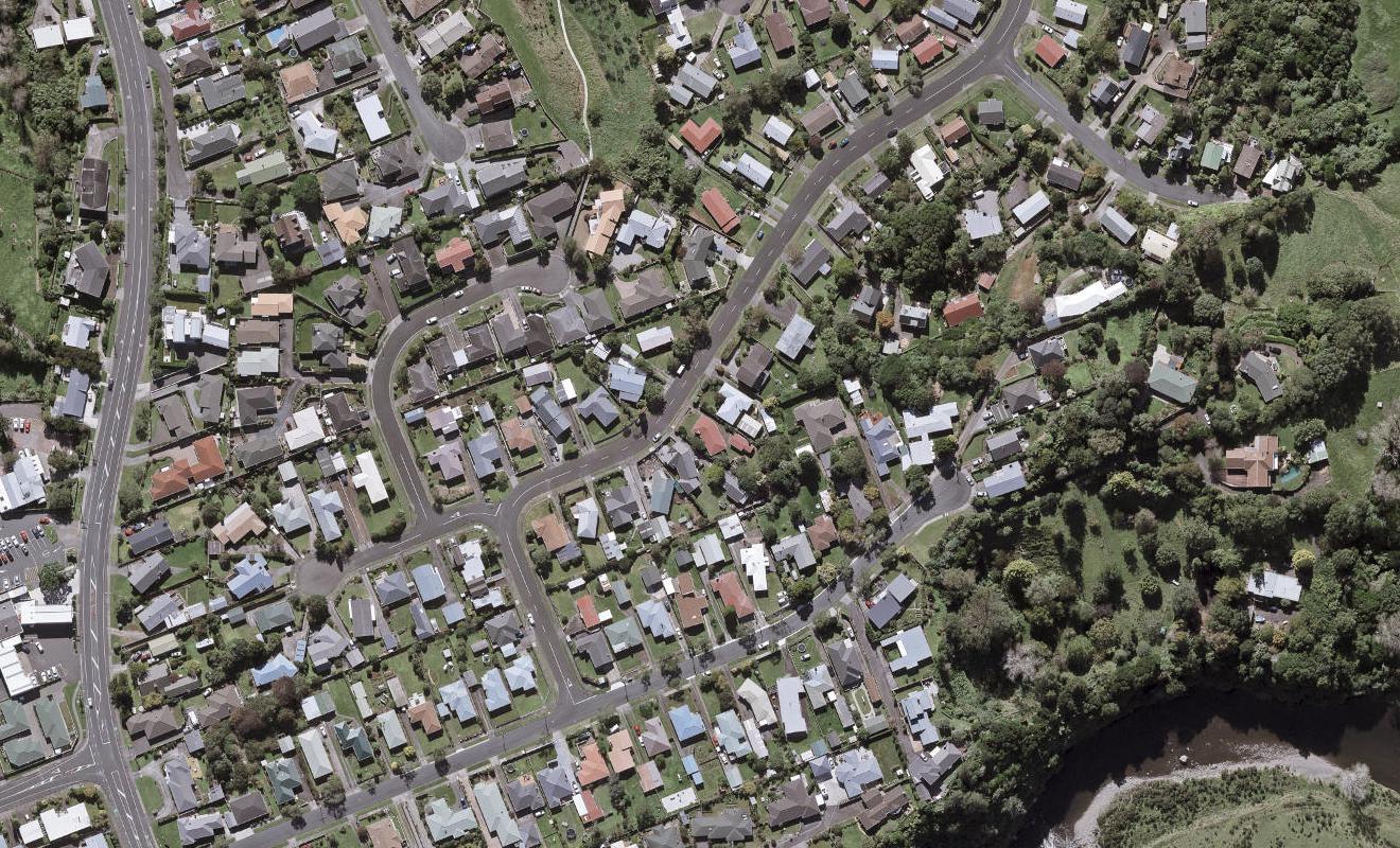 18 Riversdale Drive, Merrilands, New Plymouth - Carousel 1