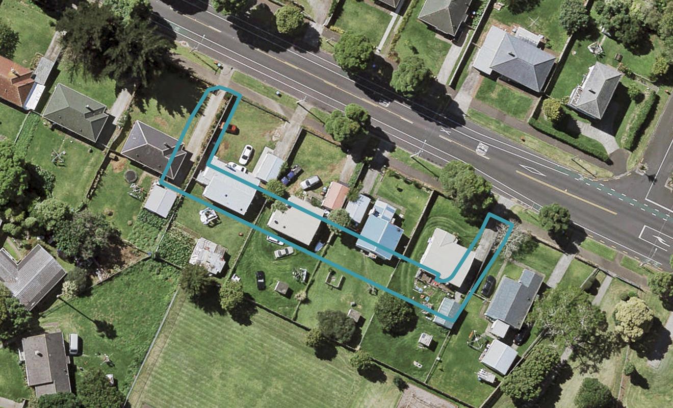 209 Tripoli Road, Point England, Auckland - Carousel 1