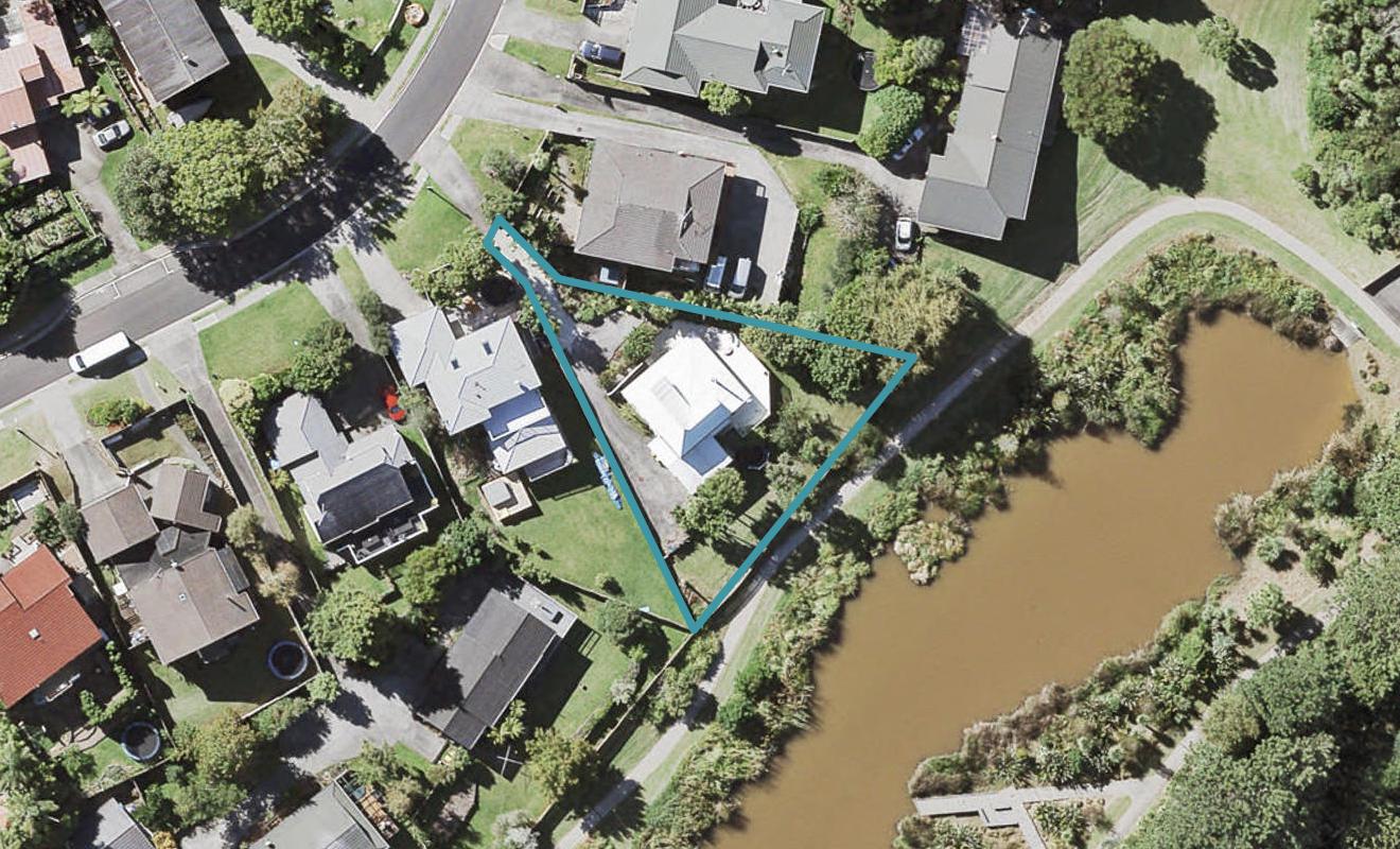 76 Nigel Road, Browns Bay, Auckland - Carousel 1
