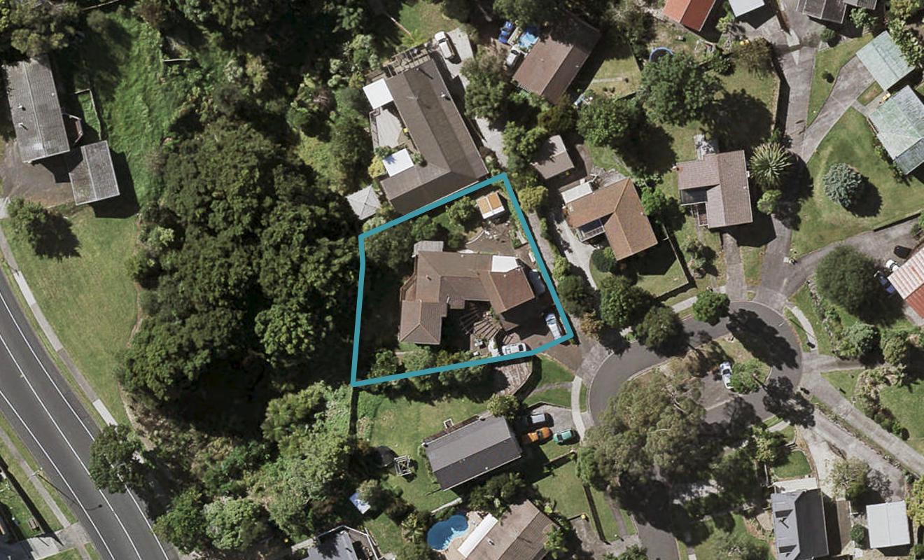 10 Palmetto Place, Goodwood Heights, Auckland - Carousel 1