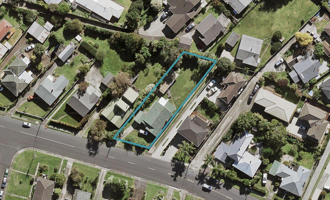 20 Exmouth Road, Northcote, Auckland - Carousel 1