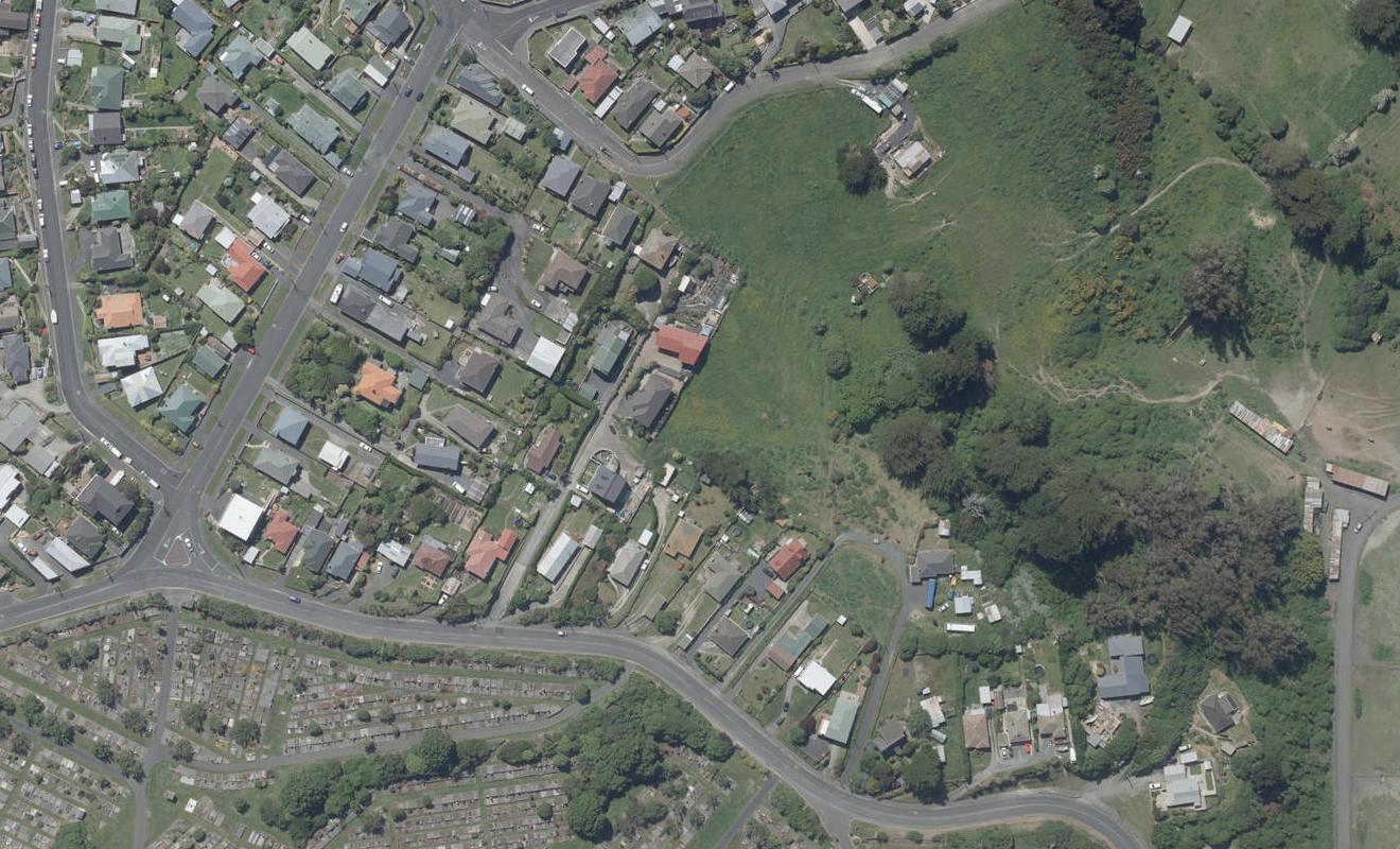 6 Dunford Lane, Andersons Bay, Dunedin - Carousel 1