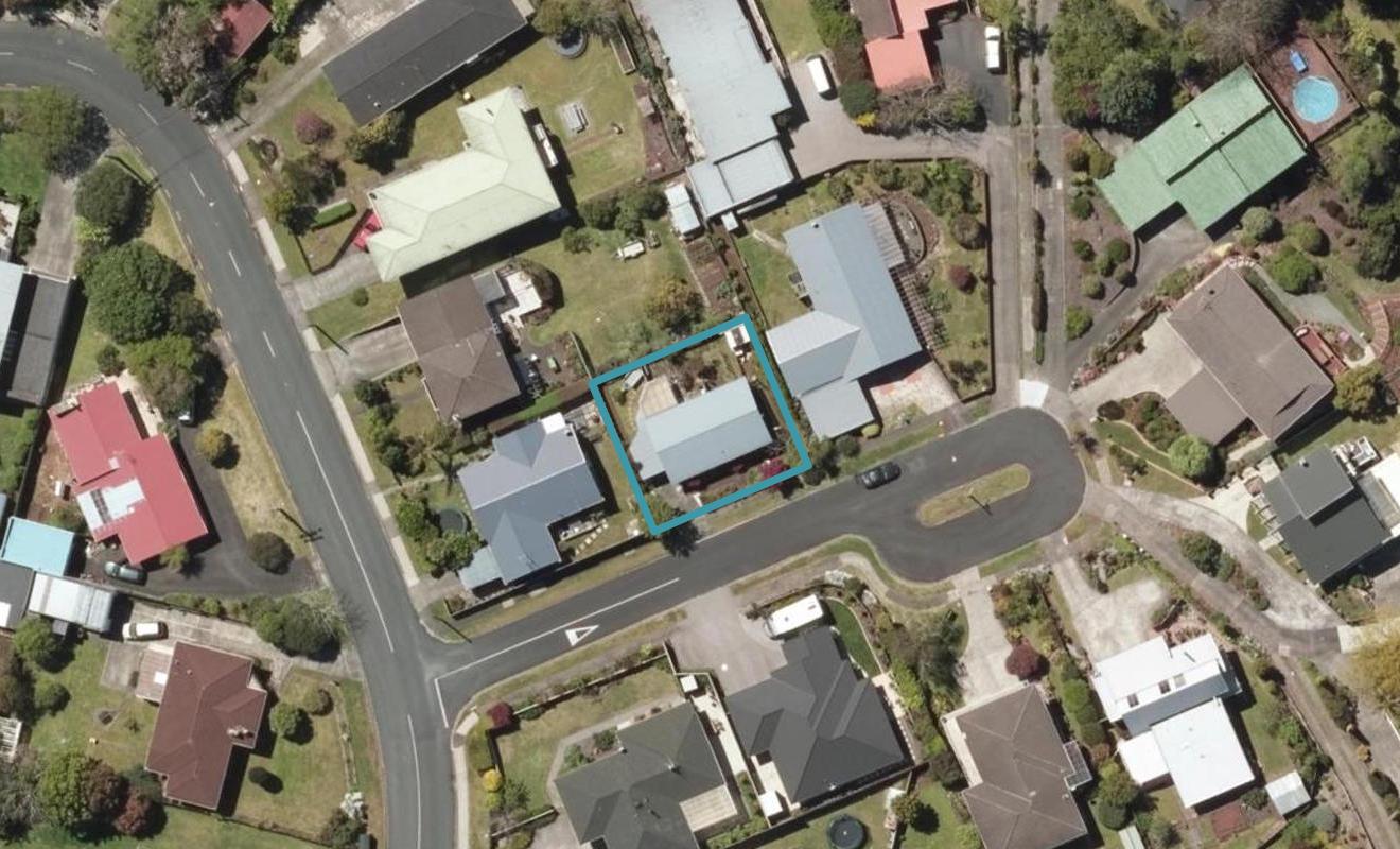 1 Barclay Place, Kamo, Whangarei - Carousel 1