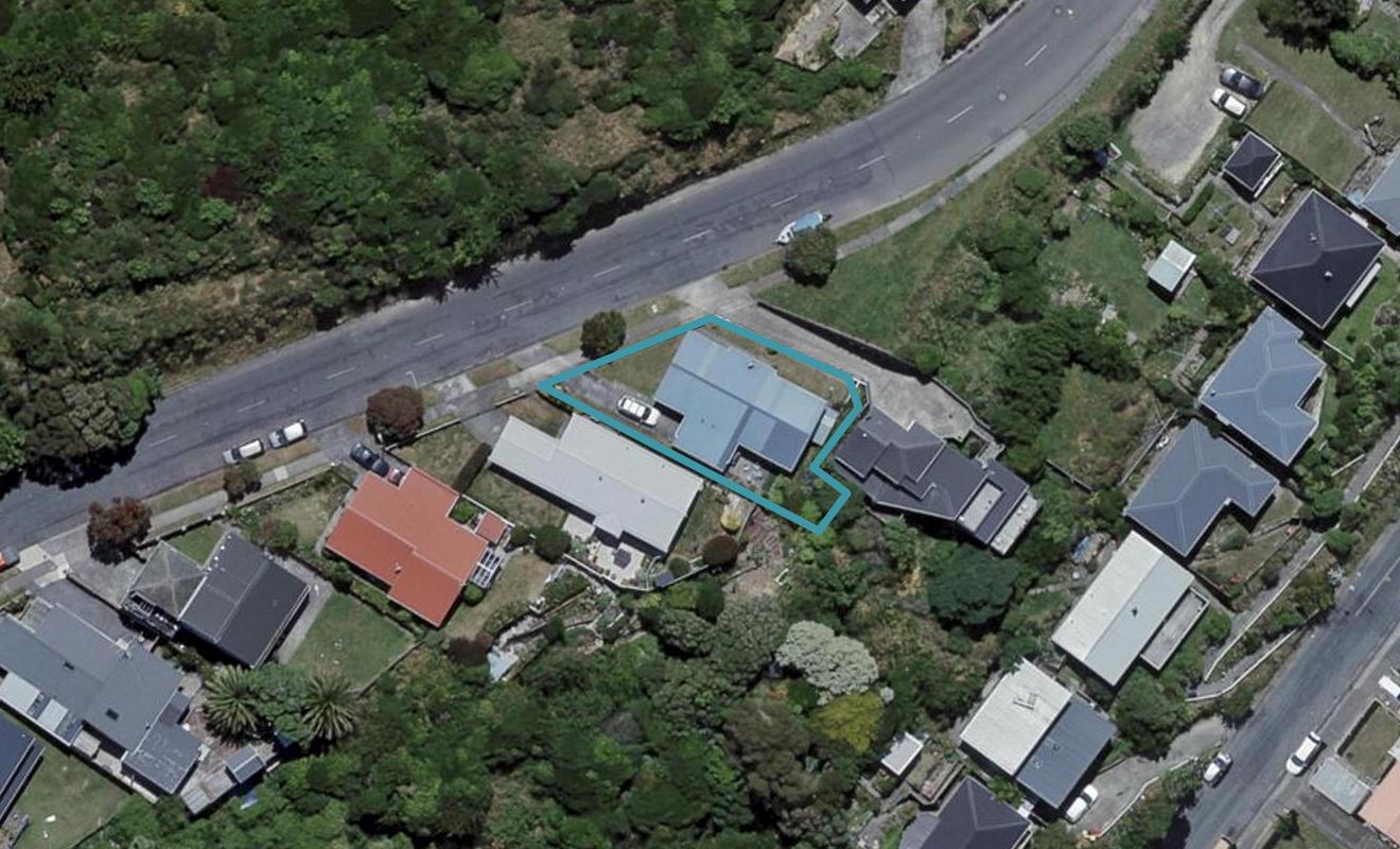 90 Akaroa Drive, Maupuia, Wellington - Carousel 1