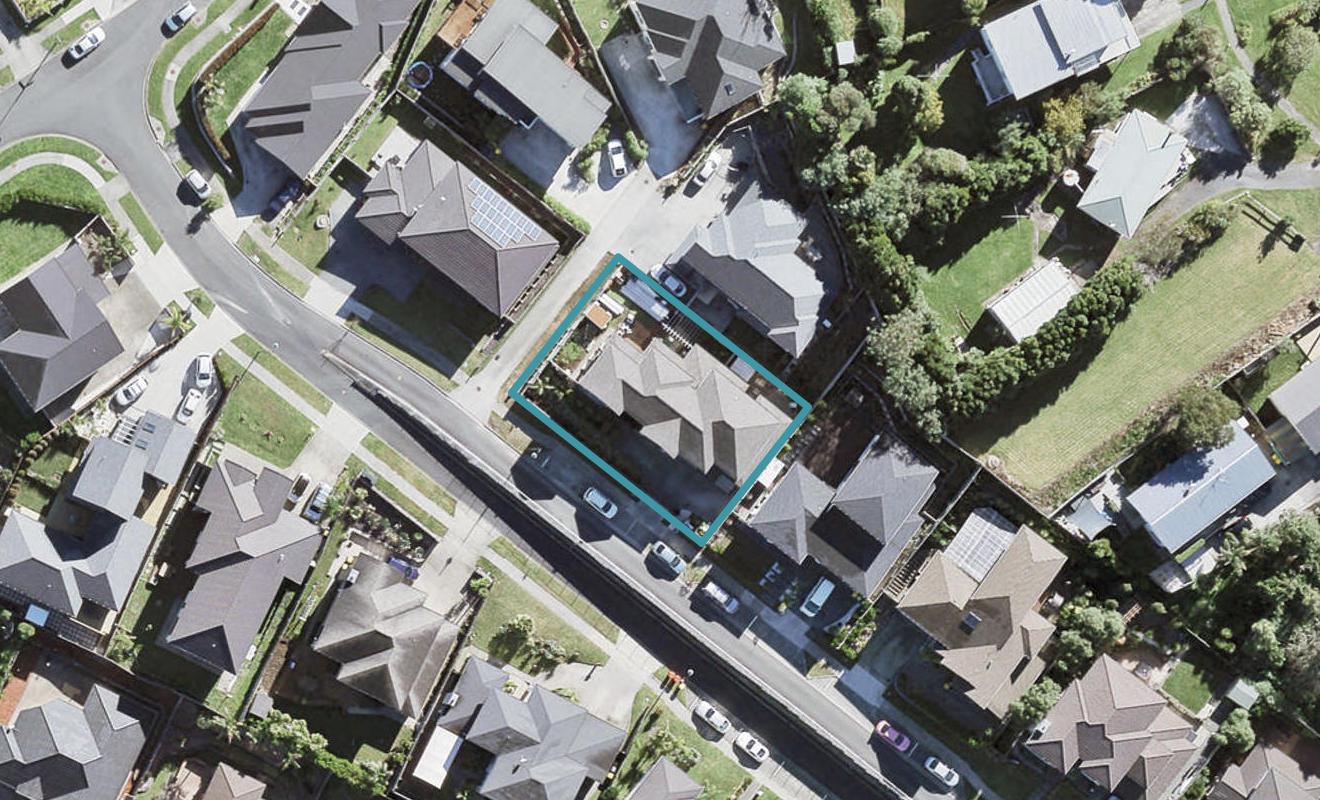 29 Keating Rise, Northcross, Auckland - Carousel 1
