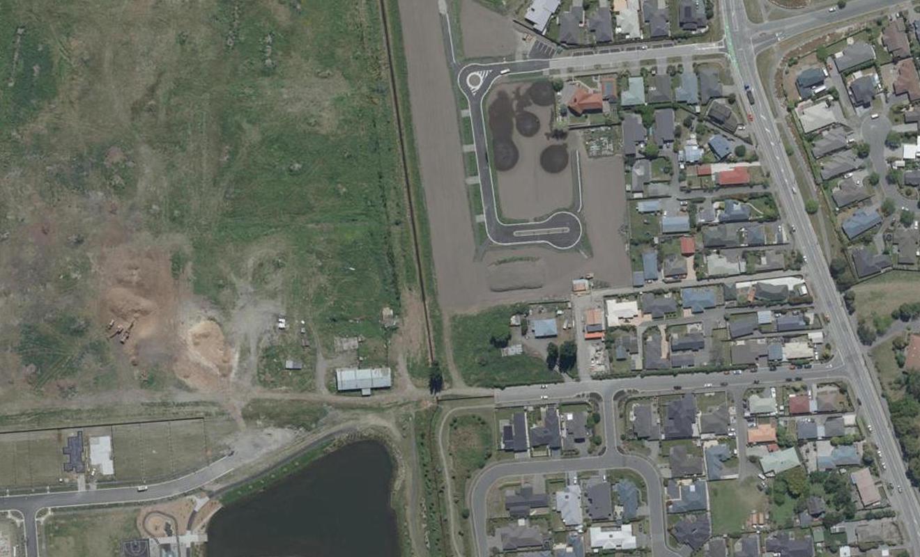 22 Nederland Avenue, Burwood, Christchurch - Carousel 1