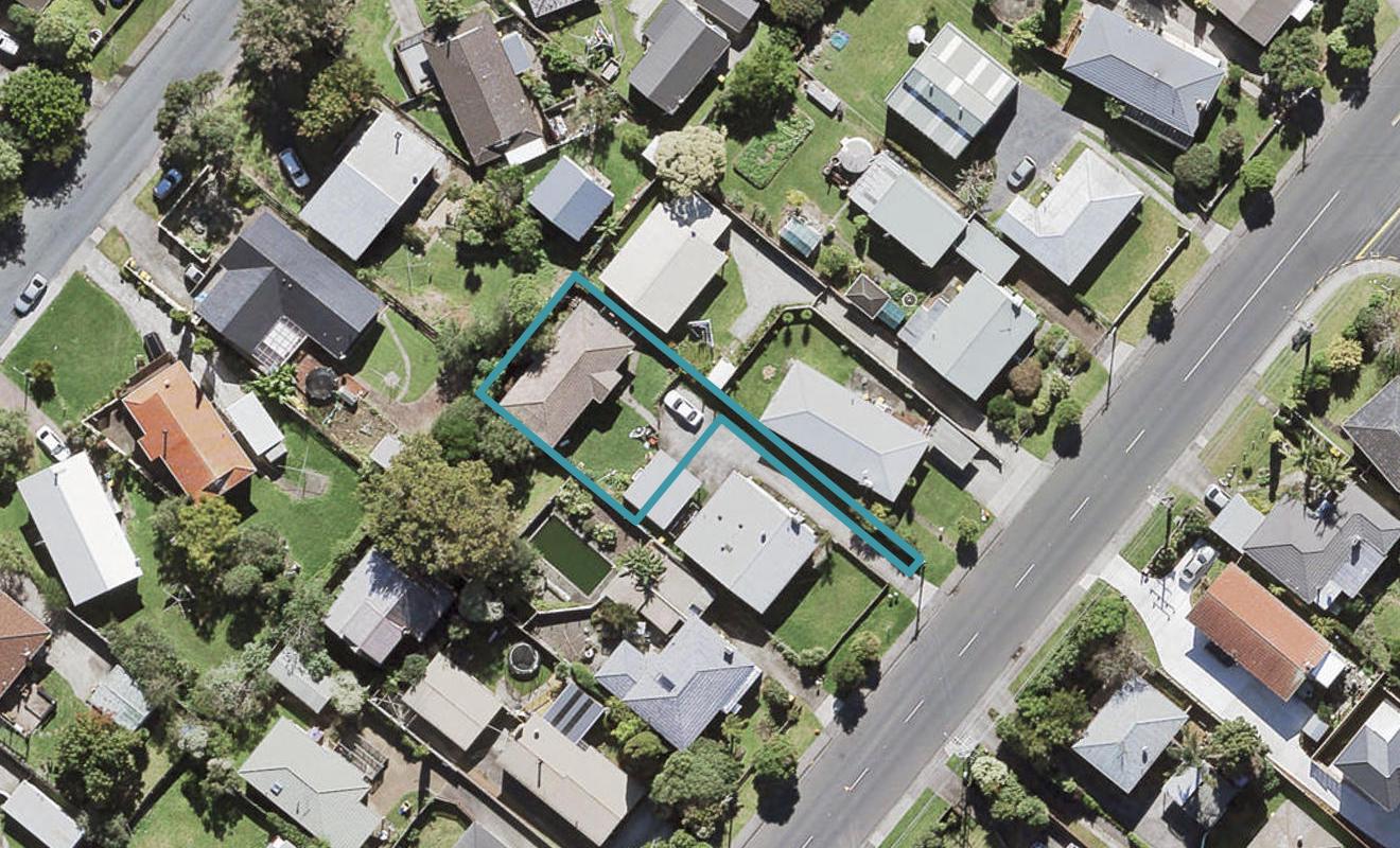 62A Hepburn Road, Glendene, Auckland - Carousel 1