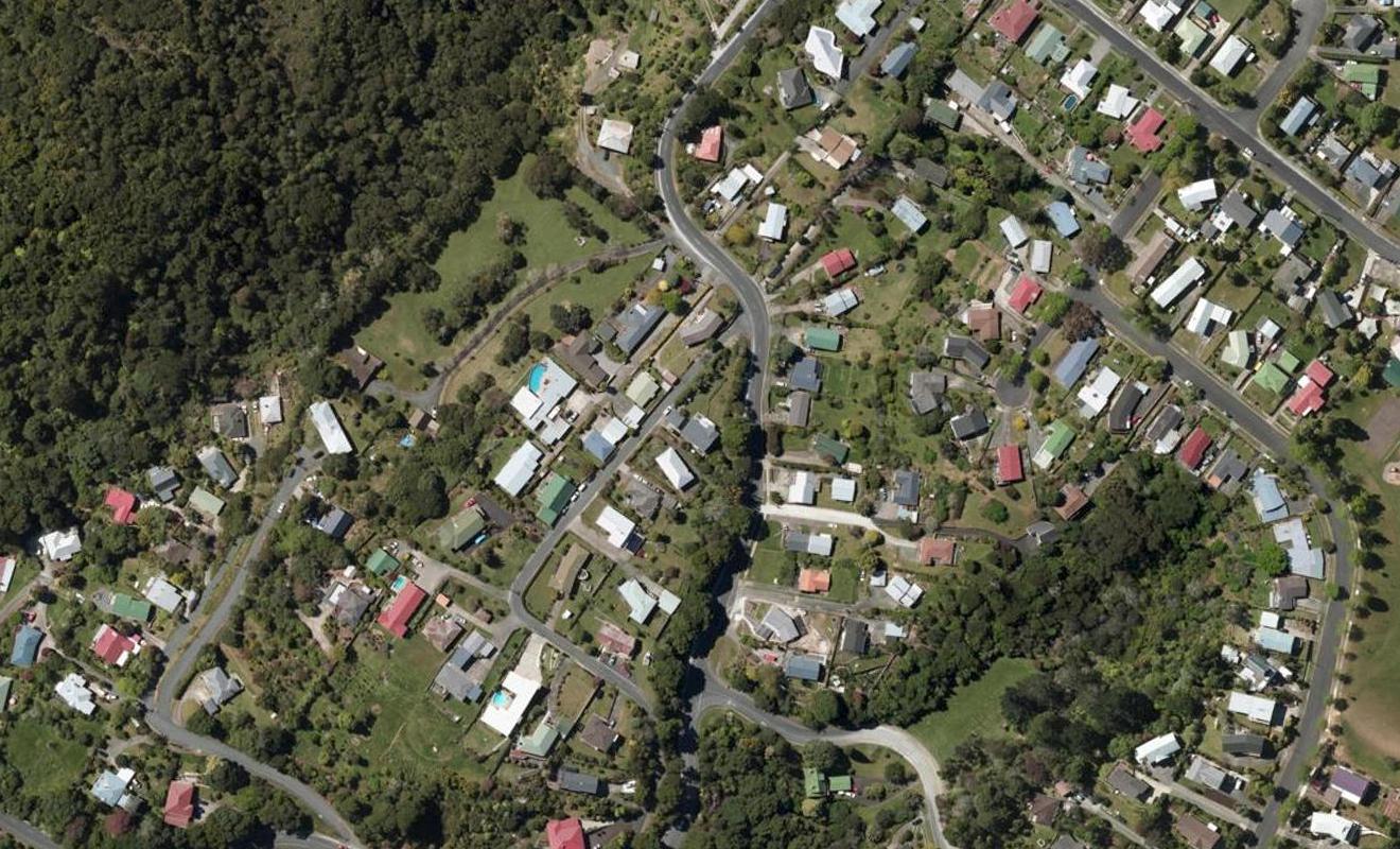 49 Memorial Drive, Parahaki, Whangarei - Carousel 1