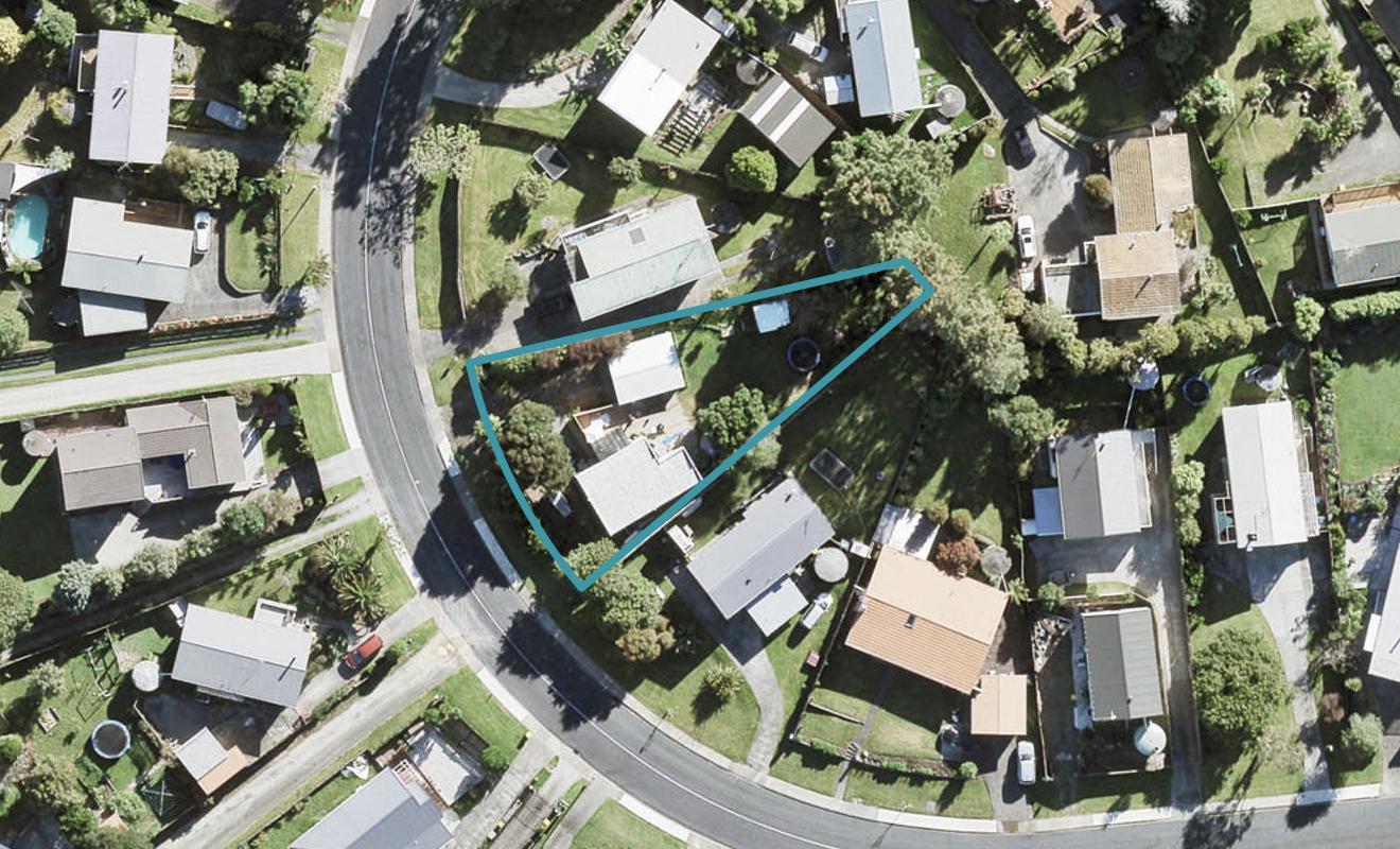 50 Brian Crescent, Stanmore Bay, Whangaparaoa - Carousel 1