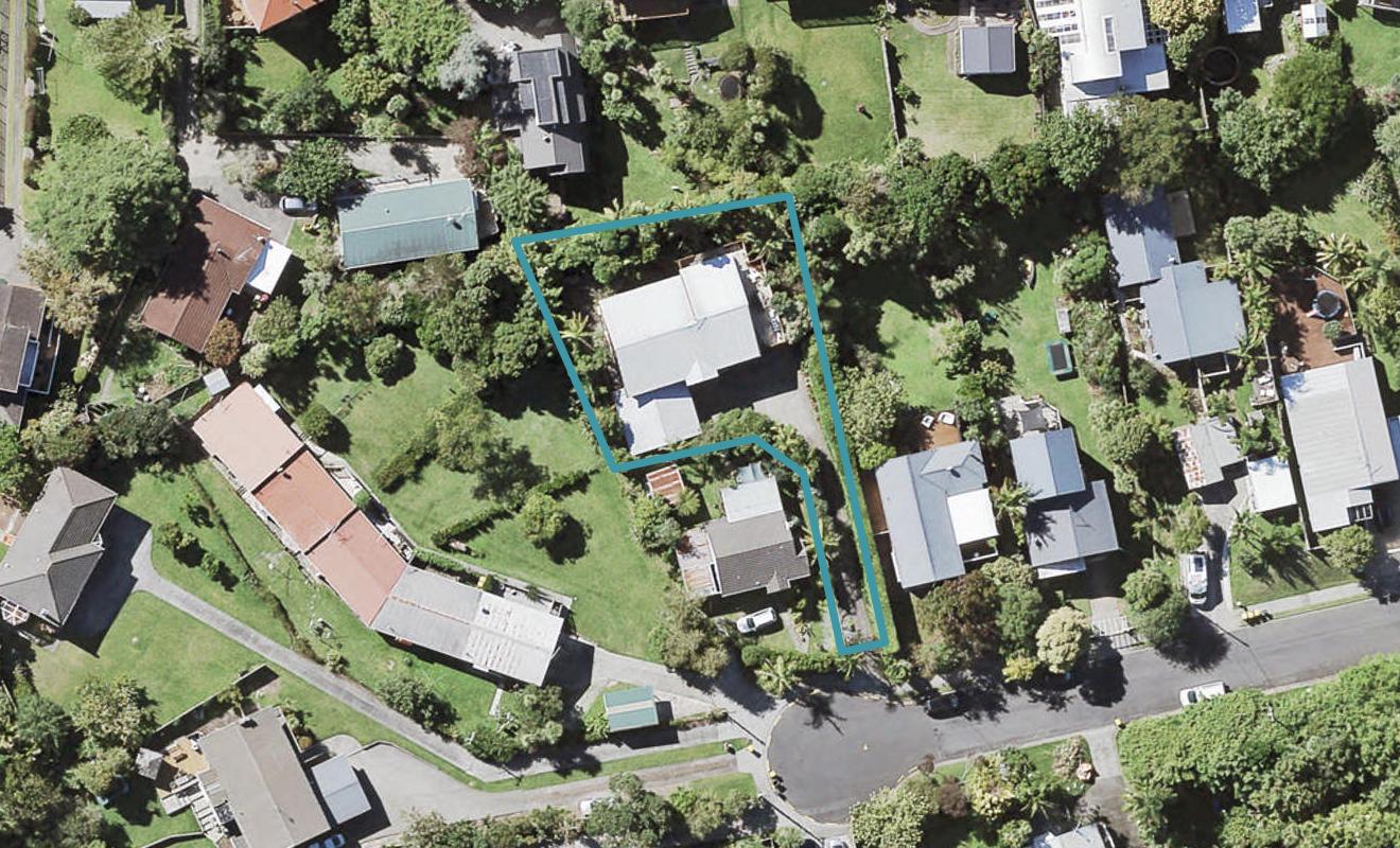 15A Montana Avenue, Murrays Bay, Auckland - Carousel 1