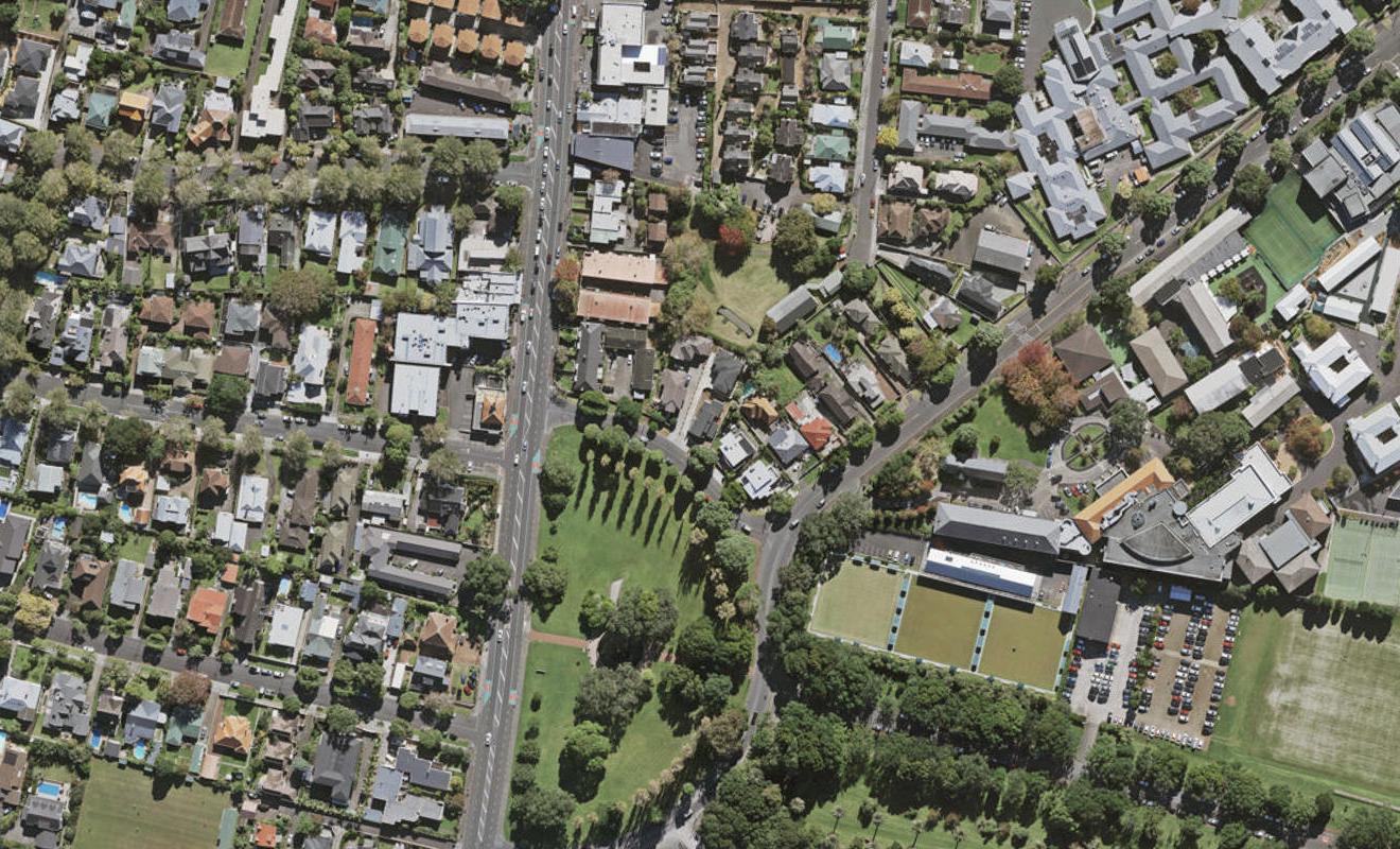 2A Campbell Crescent, Epsom, Auckland - Carousel 1