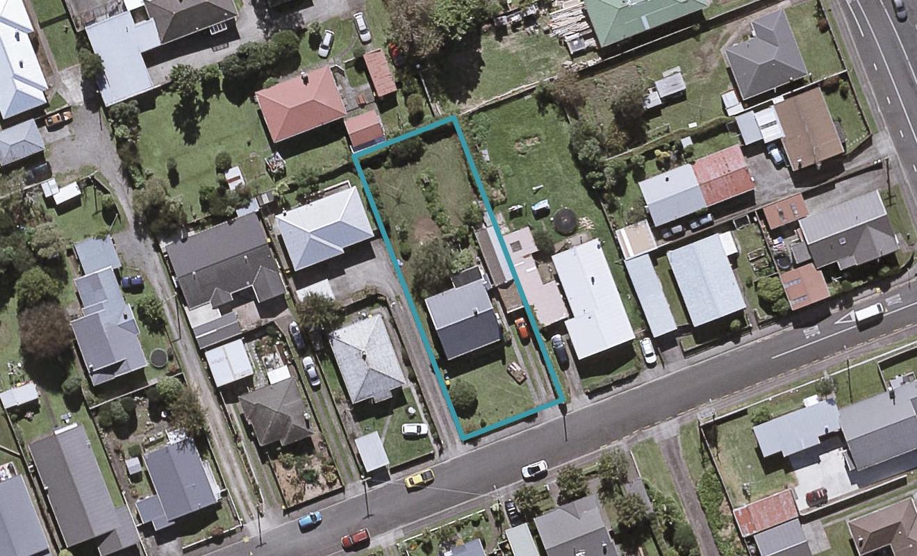 8 Walsh Road, Westown, New Plymouth - Carousel 1