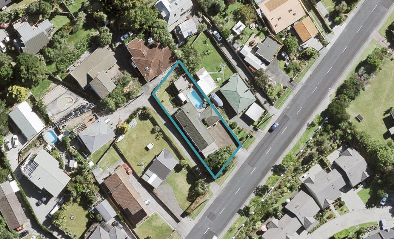 45 Avonleigh Road, Green Bay, Auckland - Carousel 1
