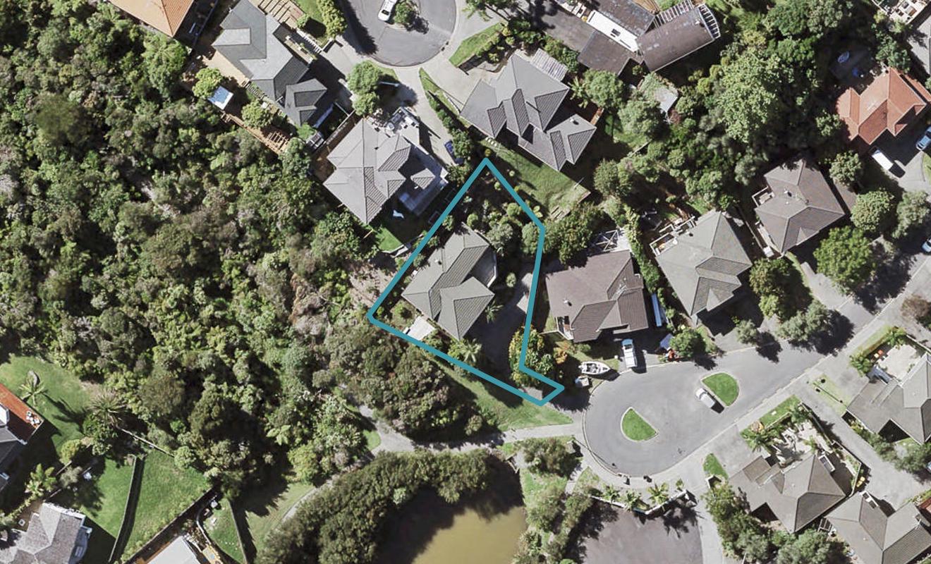 26 Langana Avenue, Browns Bay, Auckland - Carousel 1