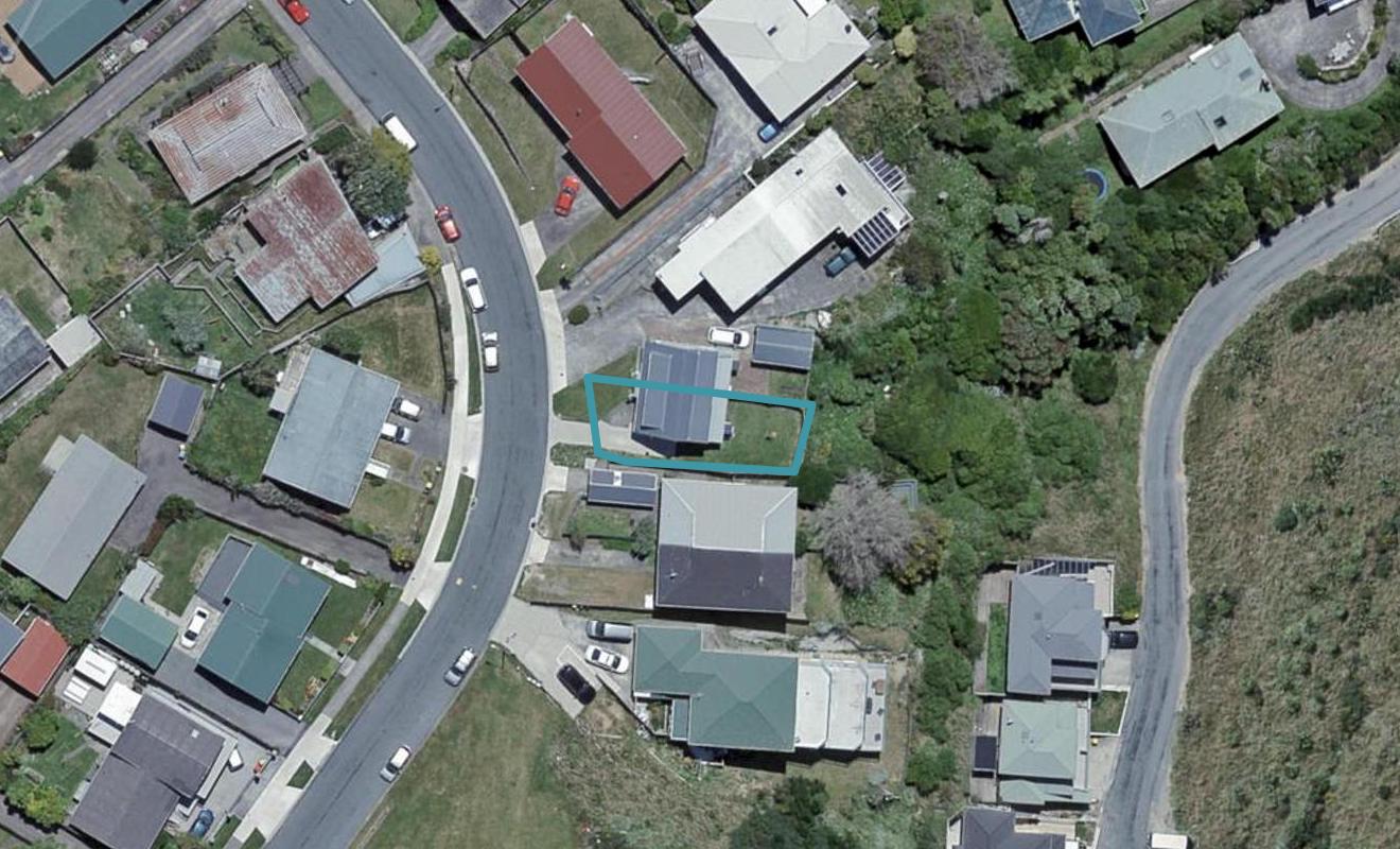 7B Edgecombe Street, Newlands, Wellington - Carousel 1