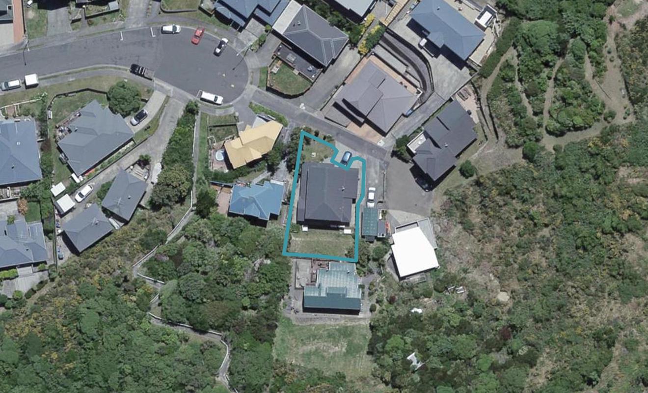 34A Domanski Crescent, Owhiro Bay, Wellington - Carousel 1