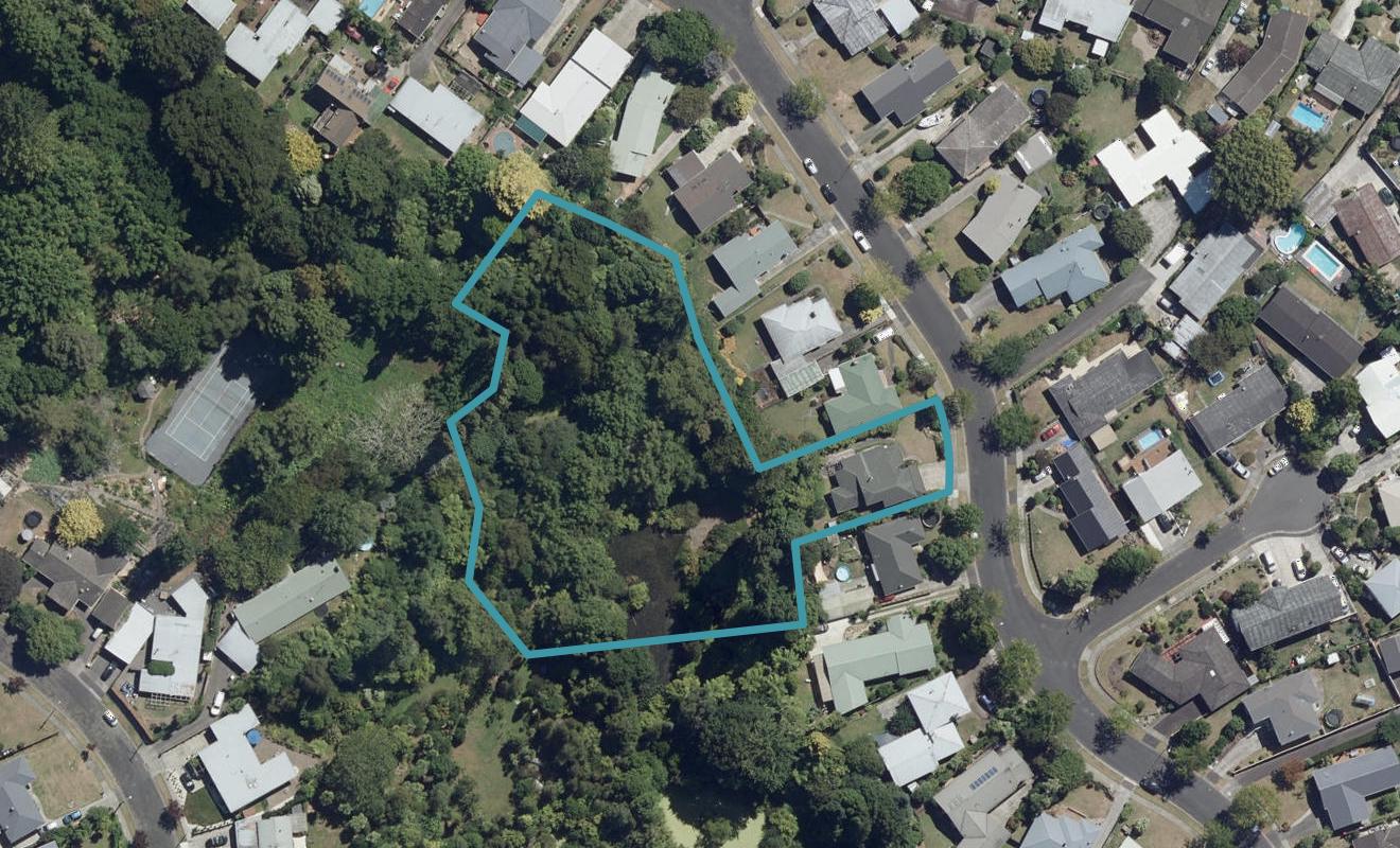 23 Hooker Avenue, Chedworth, Hamilton - Carousel 1