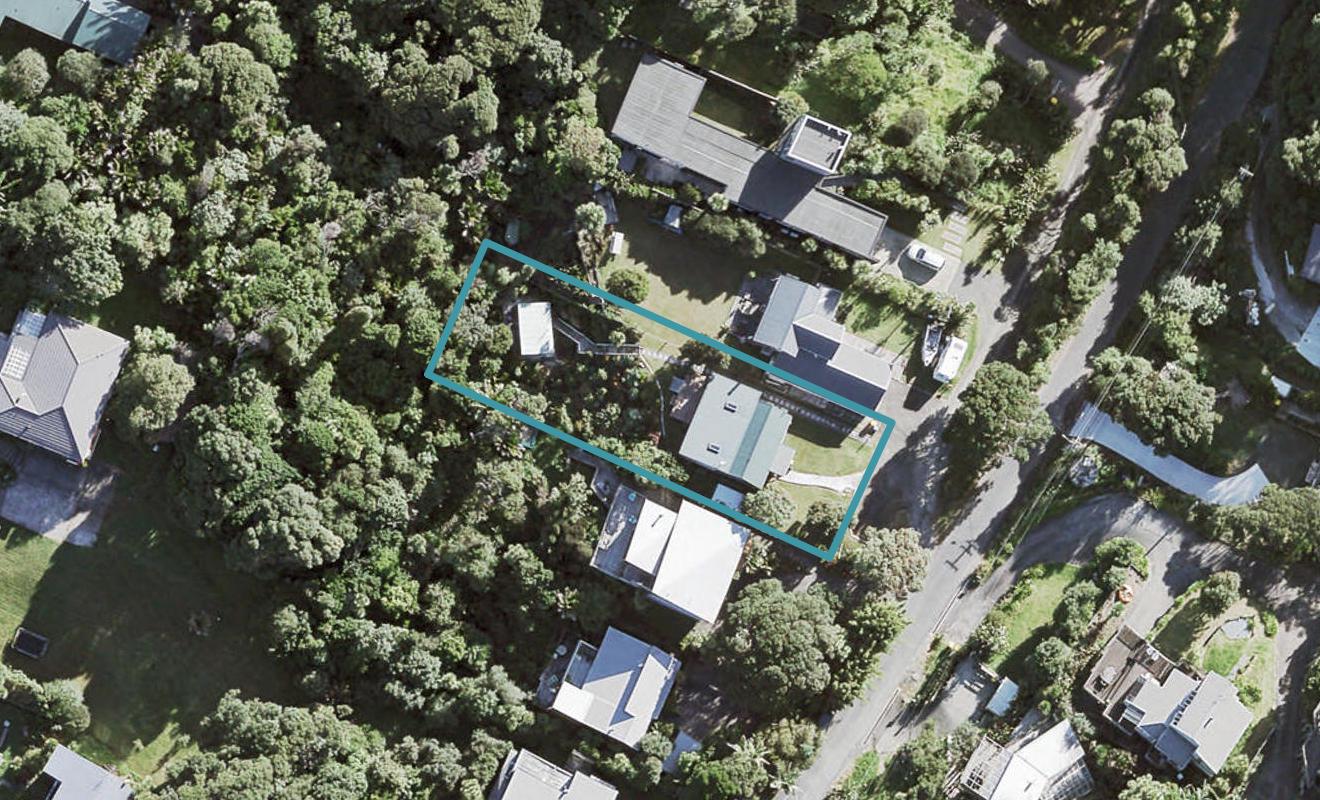 66 Domain Crescent, Waimauku - Carousel 1