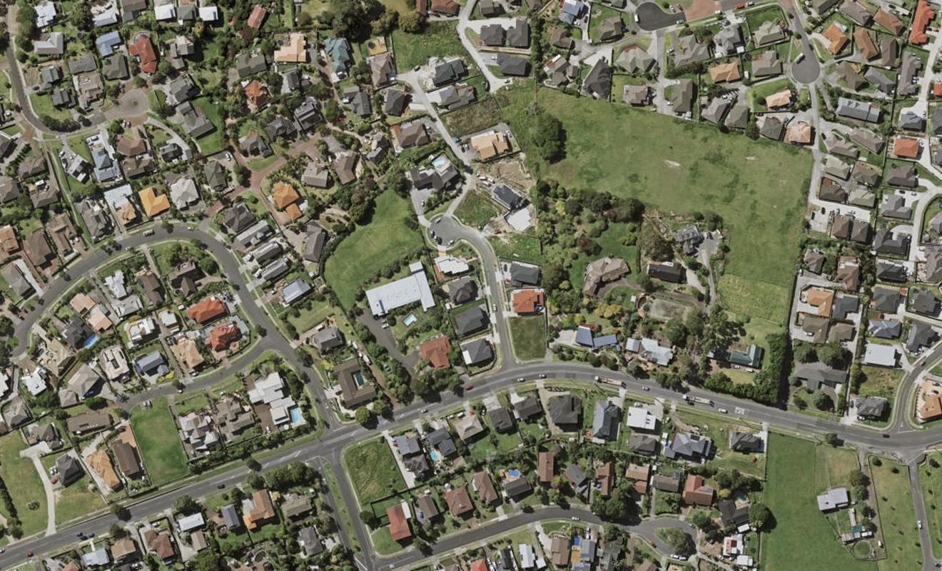 6 Bartells Drive, Goodwood Heights, Auckland - Carousel 1