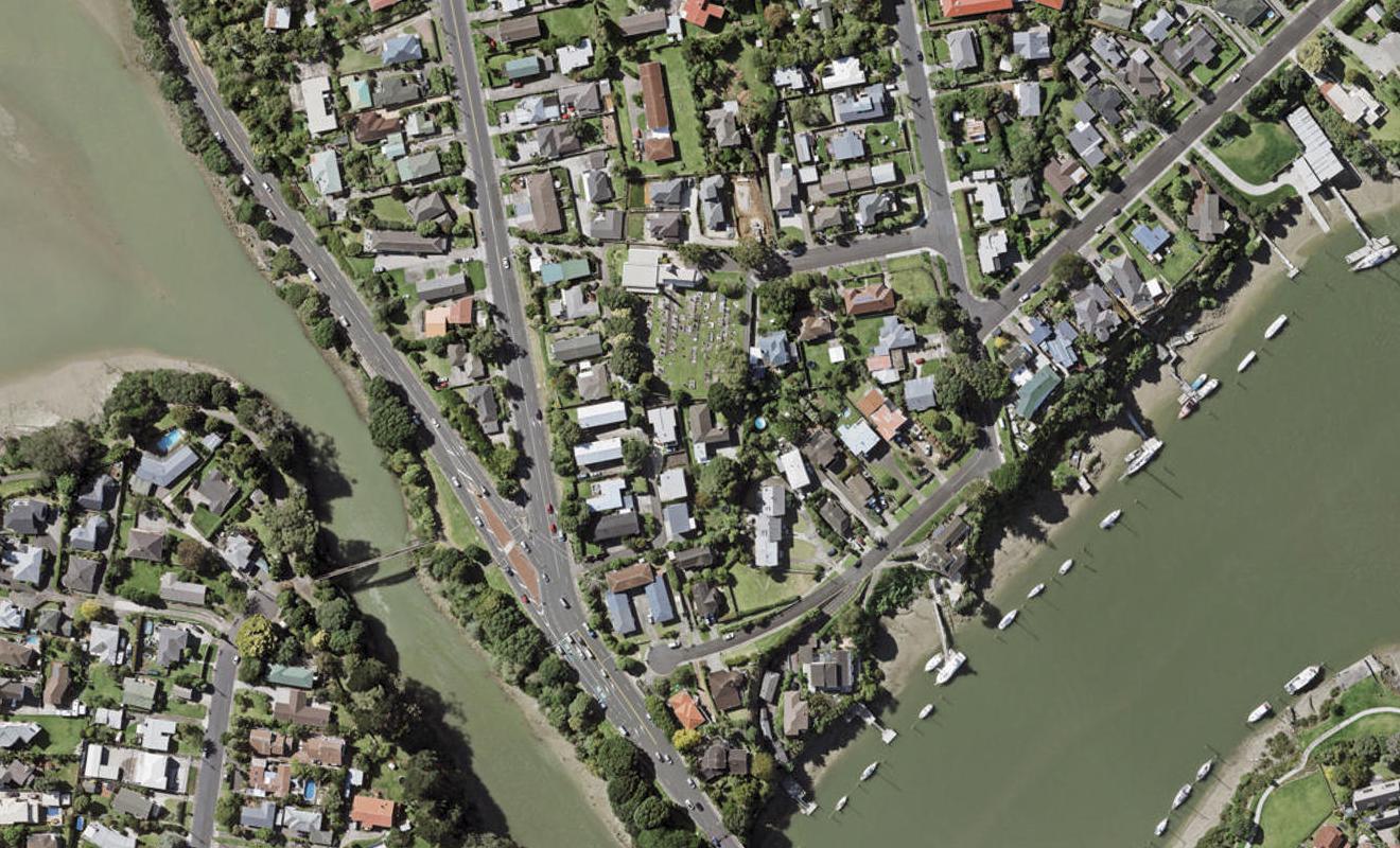5A Thompson Road, Panmure, Auckland - Carousel 1
