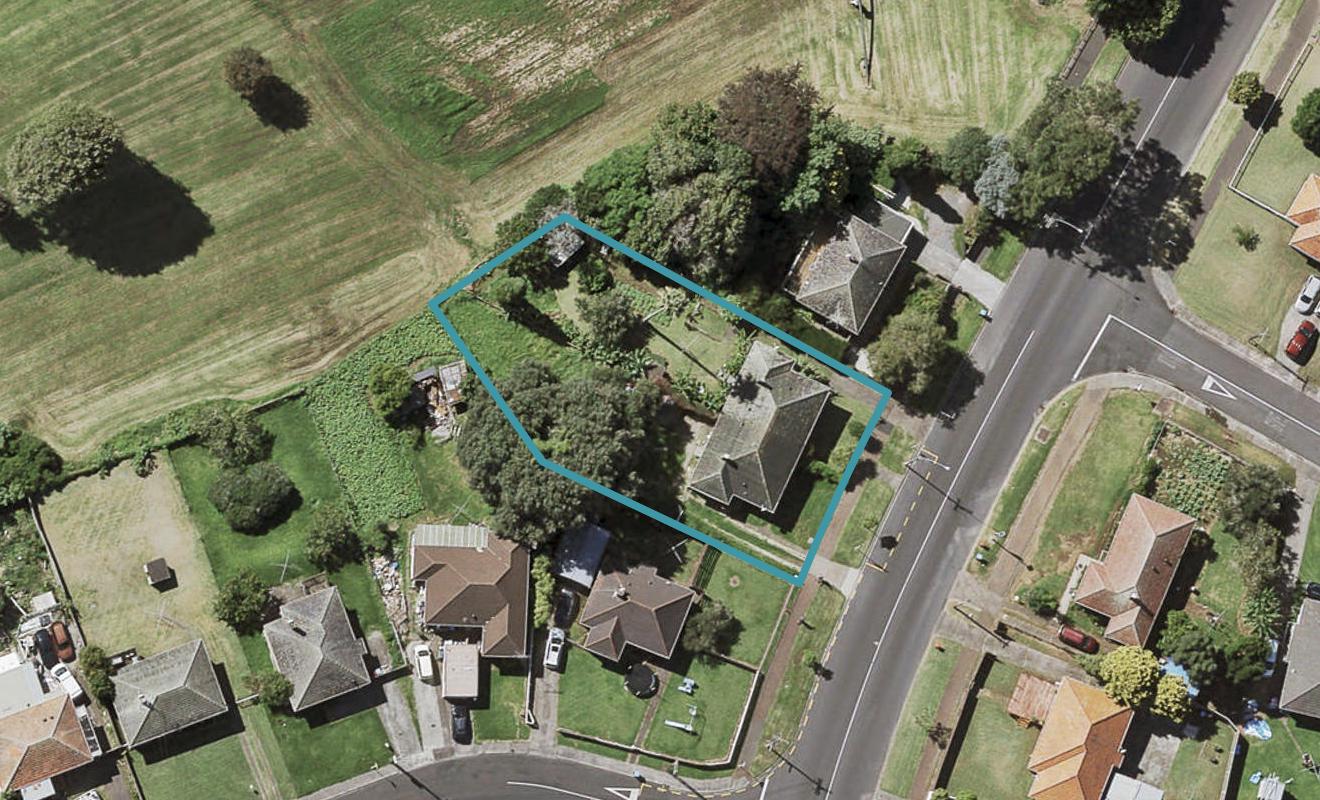 113 Tripoli Road, Panmure, Auckland - Carousel 1