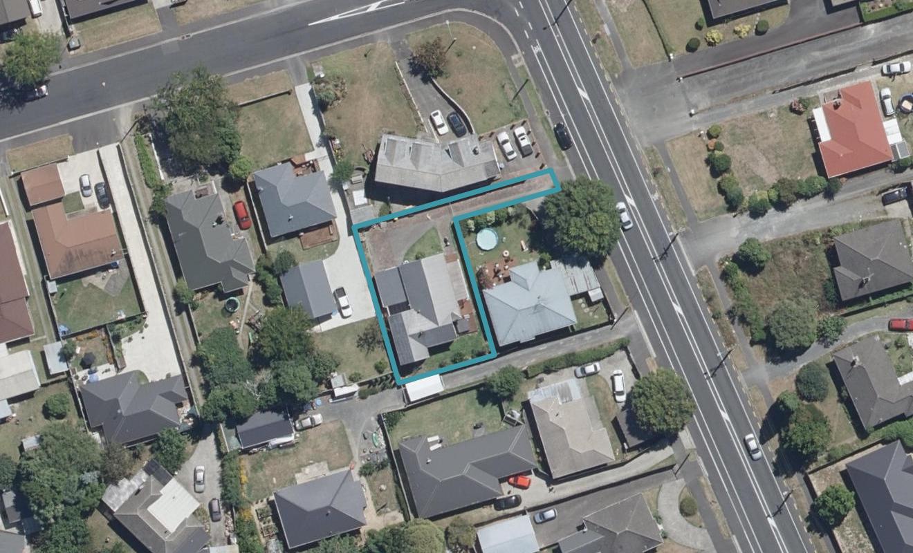 1119 Heaphy Terrace, Fairfield, Hamilton - Carousel 1