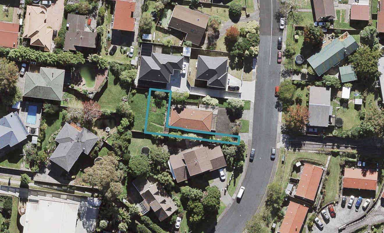 40B Nui Mana Place, Te Atatu South, Auckland - Carousel 1