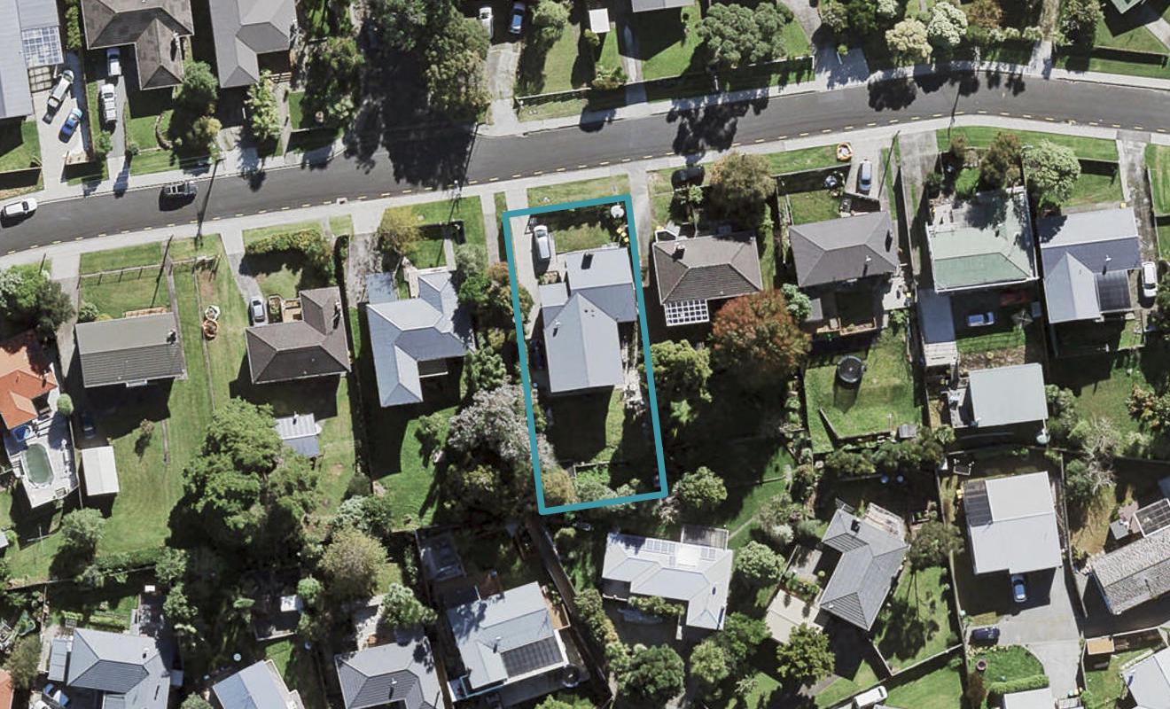 28 Saffron Street, Birkdale, Auckland - Carousel 1