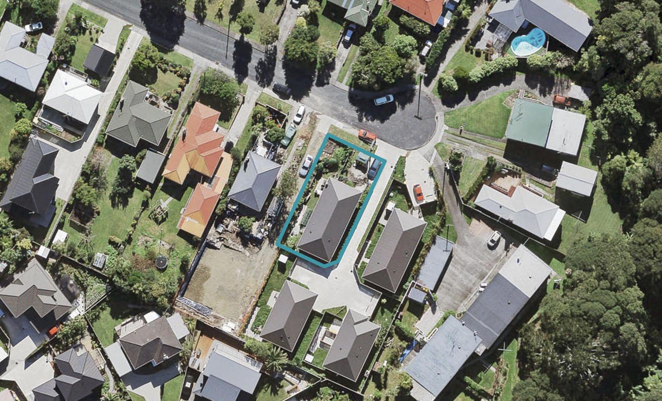 11A Valron Road, Te Atatu South, Auckland - Carousel 1