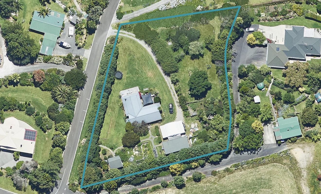 24 Gunbar Drive, Welcome Bay, Tauranga - Carousel 1