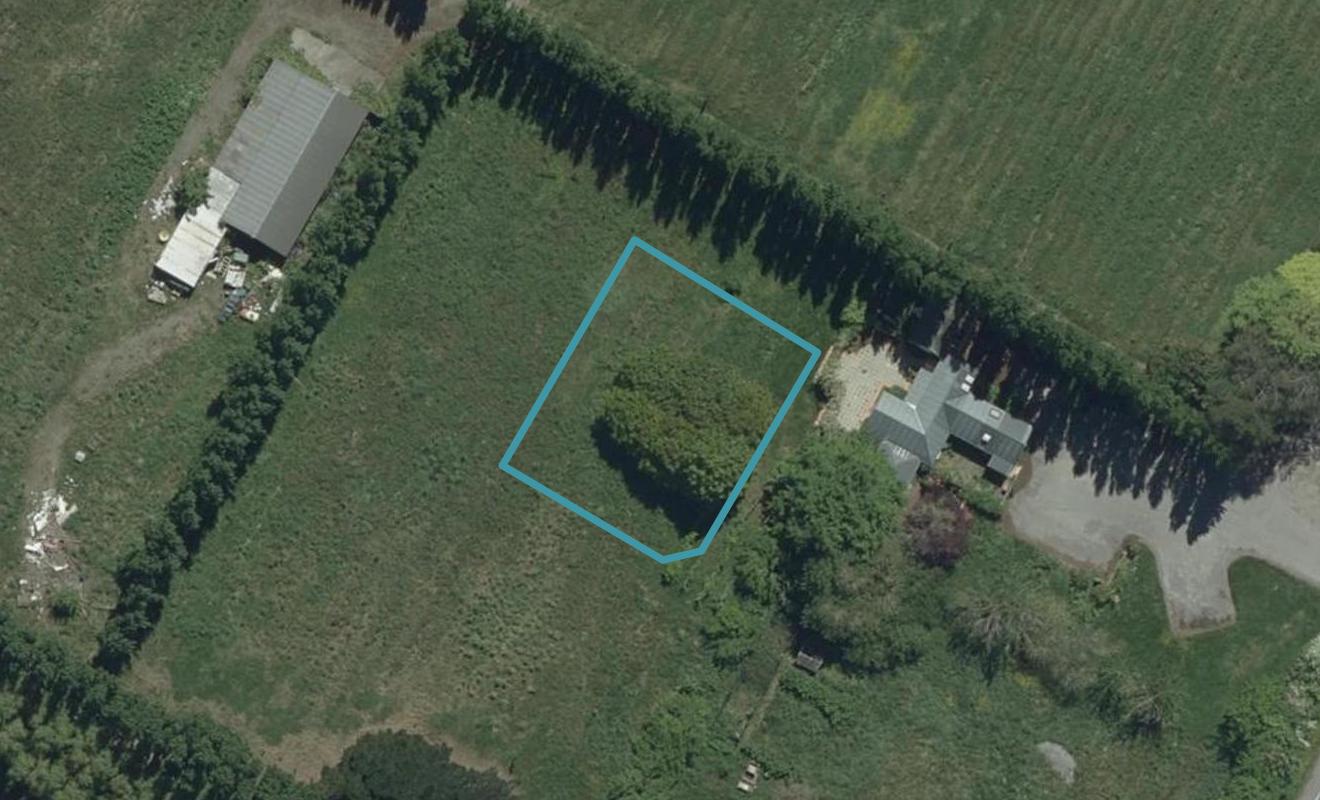 1 Blackberry Court, HAREWOOD, CHRISTCHURCH - Carousel 1