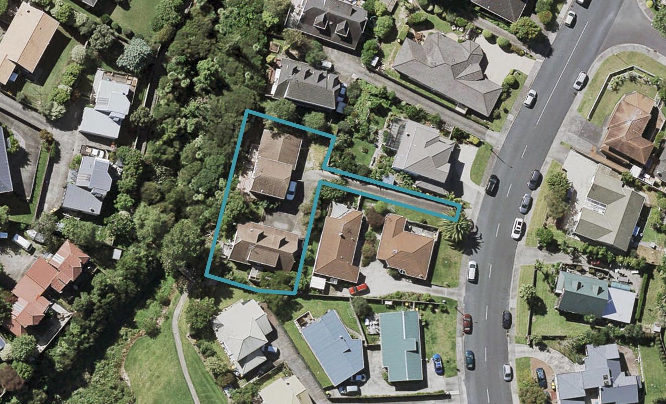 1/18 Centorian Drive, Windsor Park, Auckland - Carousel 1