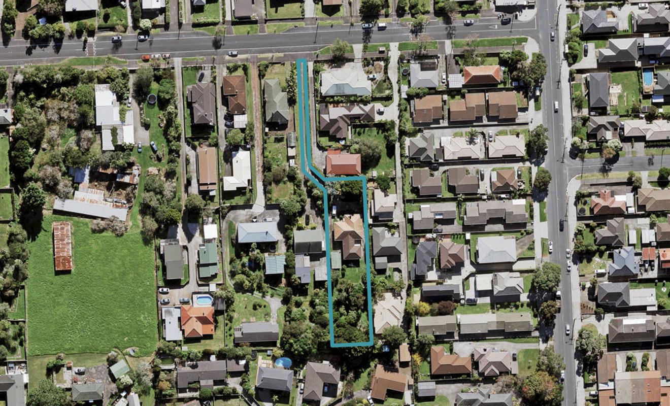 10 Matata Street, Blockhouse Bay, Auckland - Carousel 1