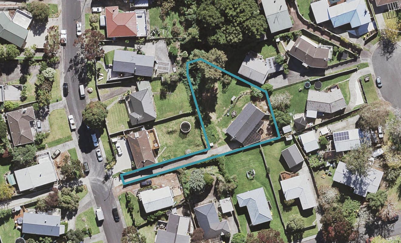 82 Vandeleur Avenue, Birkdale, Auckland - Carousel 1