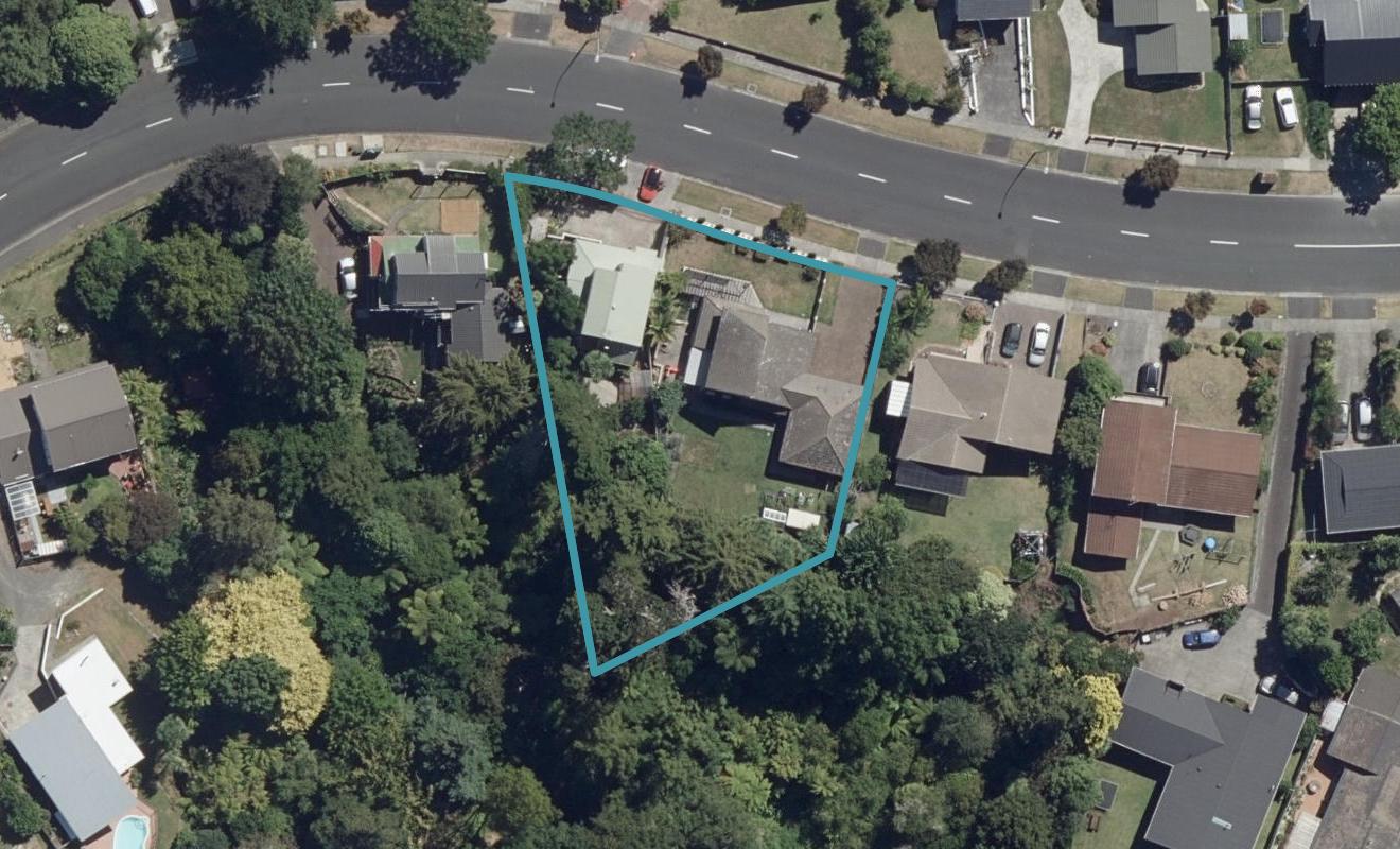 22 Chedworth Avenue, Chedworth, Hamilton - Carousel 1